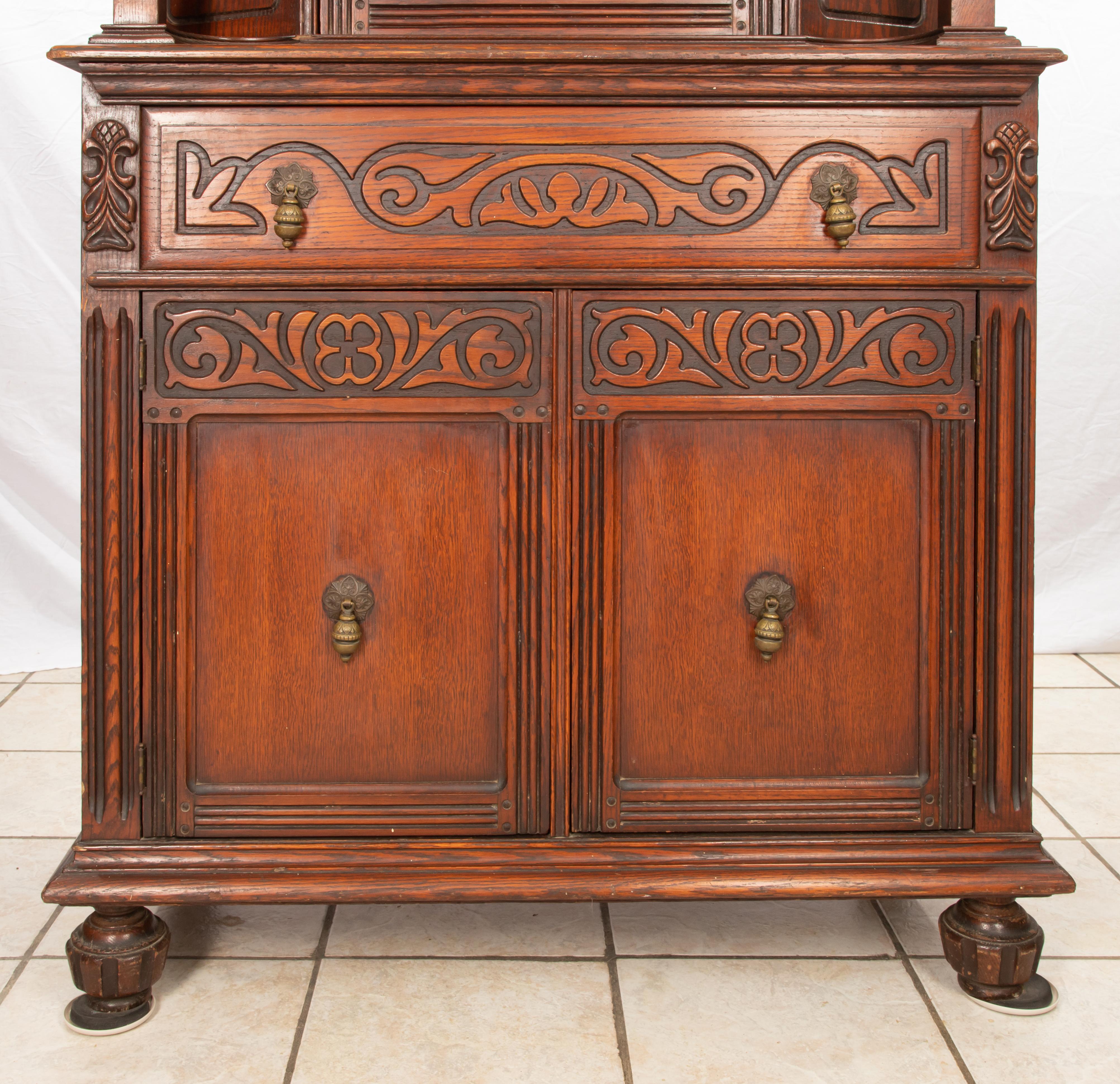 Jacobean Revival Court Cupboard In Good Condition For Sale In Cookeville, TN