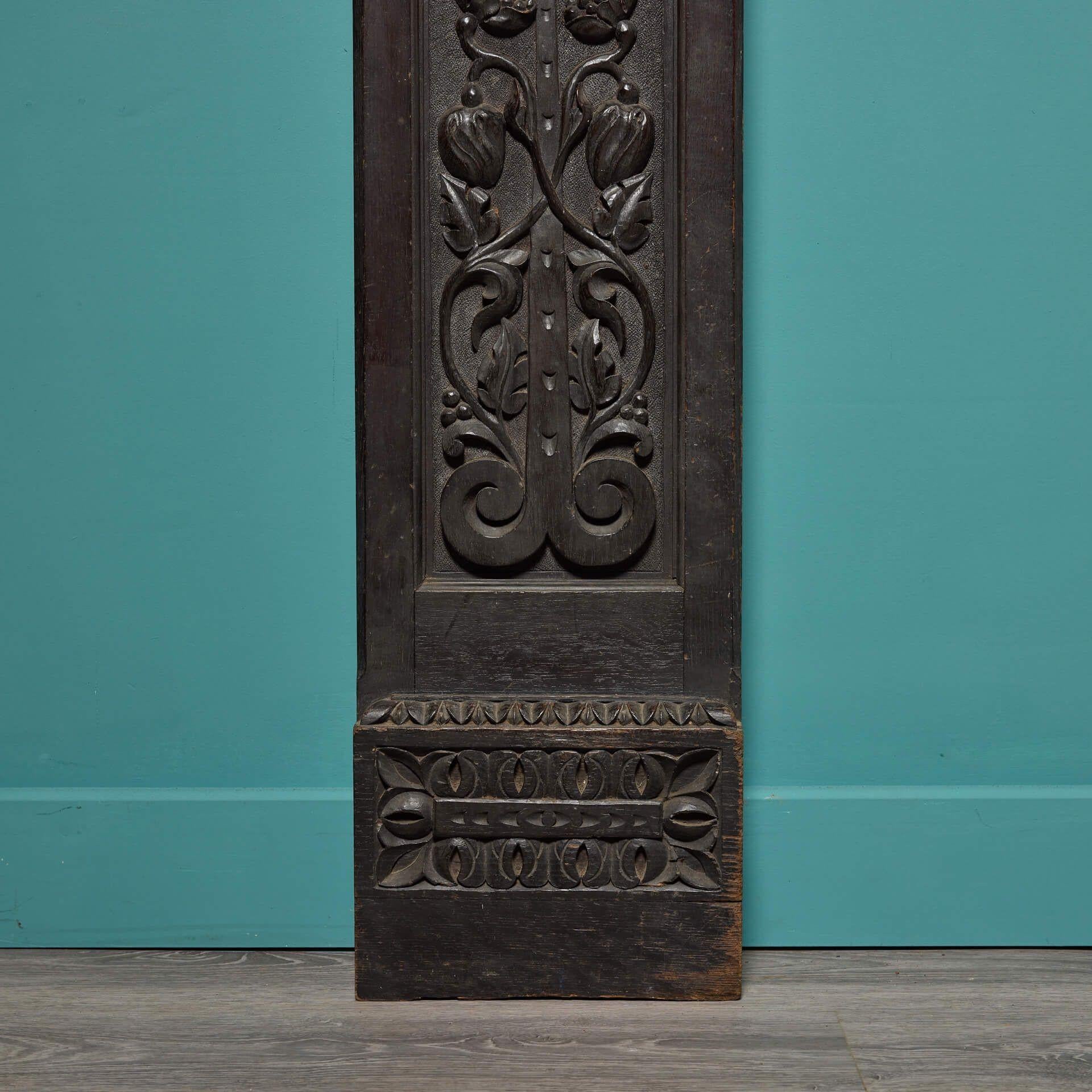 Jacobean Style Carved Dark Oak Fire Mantel In Fair Condition For Sale In Wormelow, Herefordshire