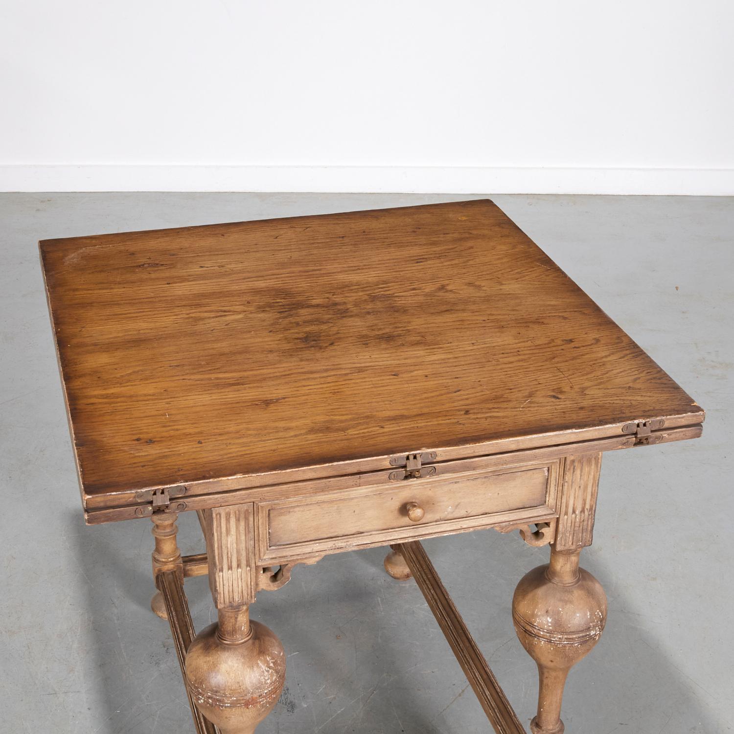 Giacobiano Tavolo allungabile in stile giacobiano in Oak Oak, Baker Furniture (Attrib.) in vendita