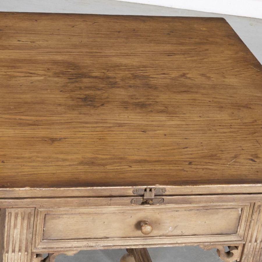 Tavolo allungabile in stile giacobiano in Oak Oak, Baker Furniture (Attrib.) in vendita 1