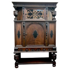 Highboy in stile giacobino di Rockford Furniture Company