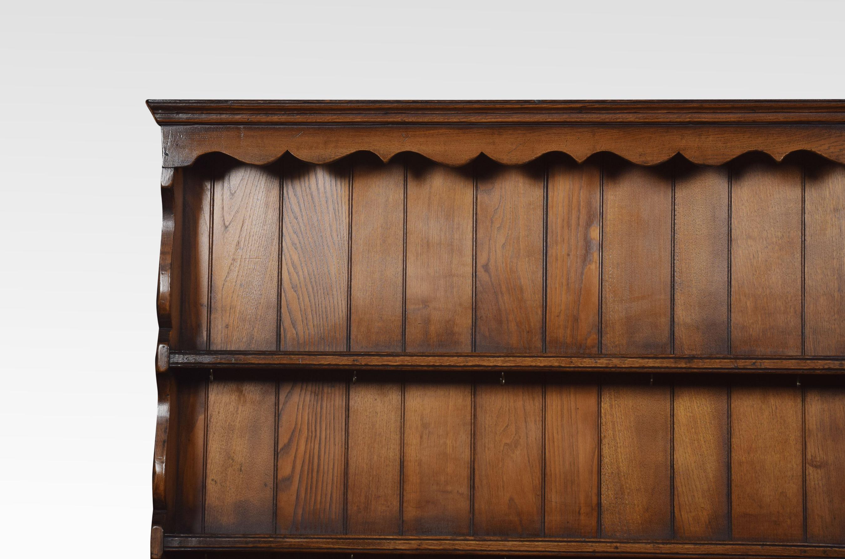 Jacobean Style Oak Kommode (Britisch) im Angebot