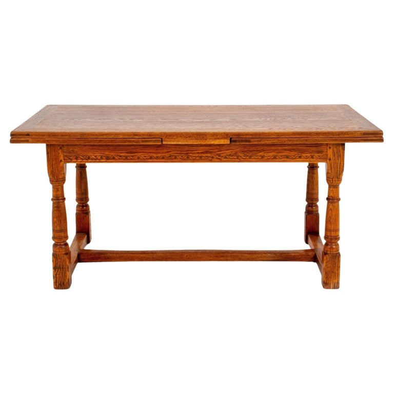 Jacobean Style Oak Extending Dining Table For Sale at 1stDibs