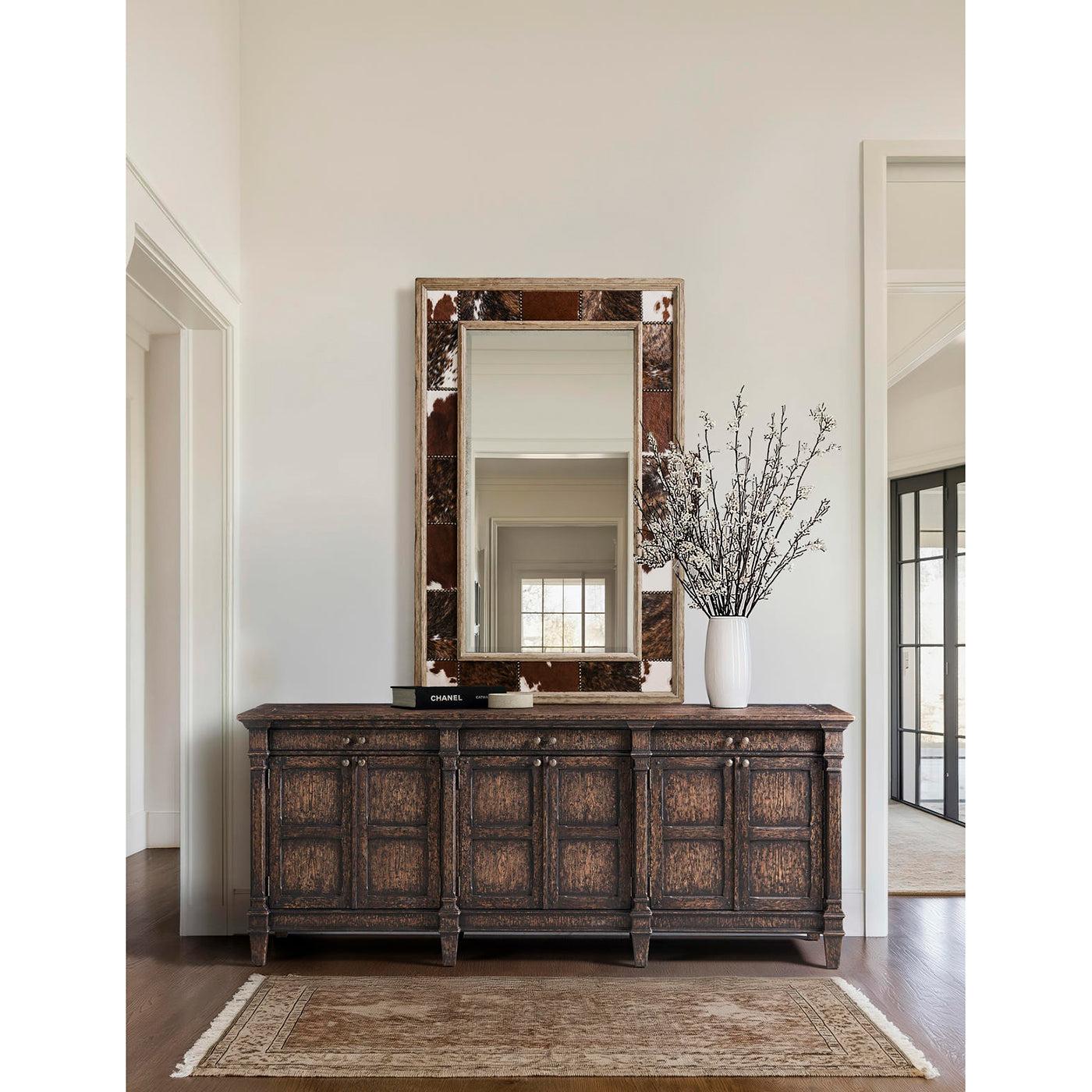 Jacobean Style Eiche Anrichte im Zustand „Neu“ im Angebot in Westwood, NJ