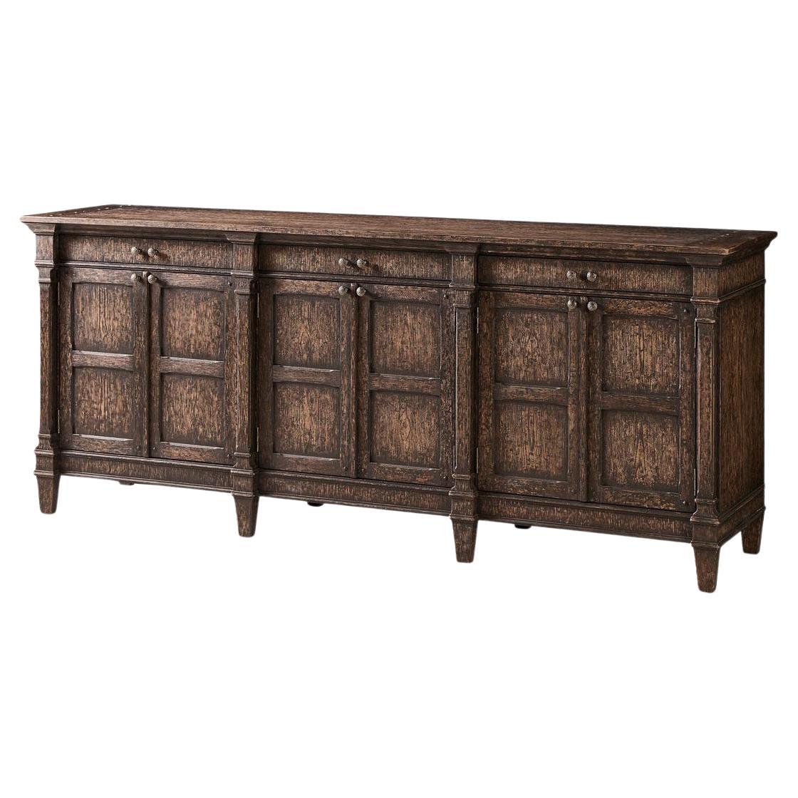 Credenza in stile giacobiano di Oak