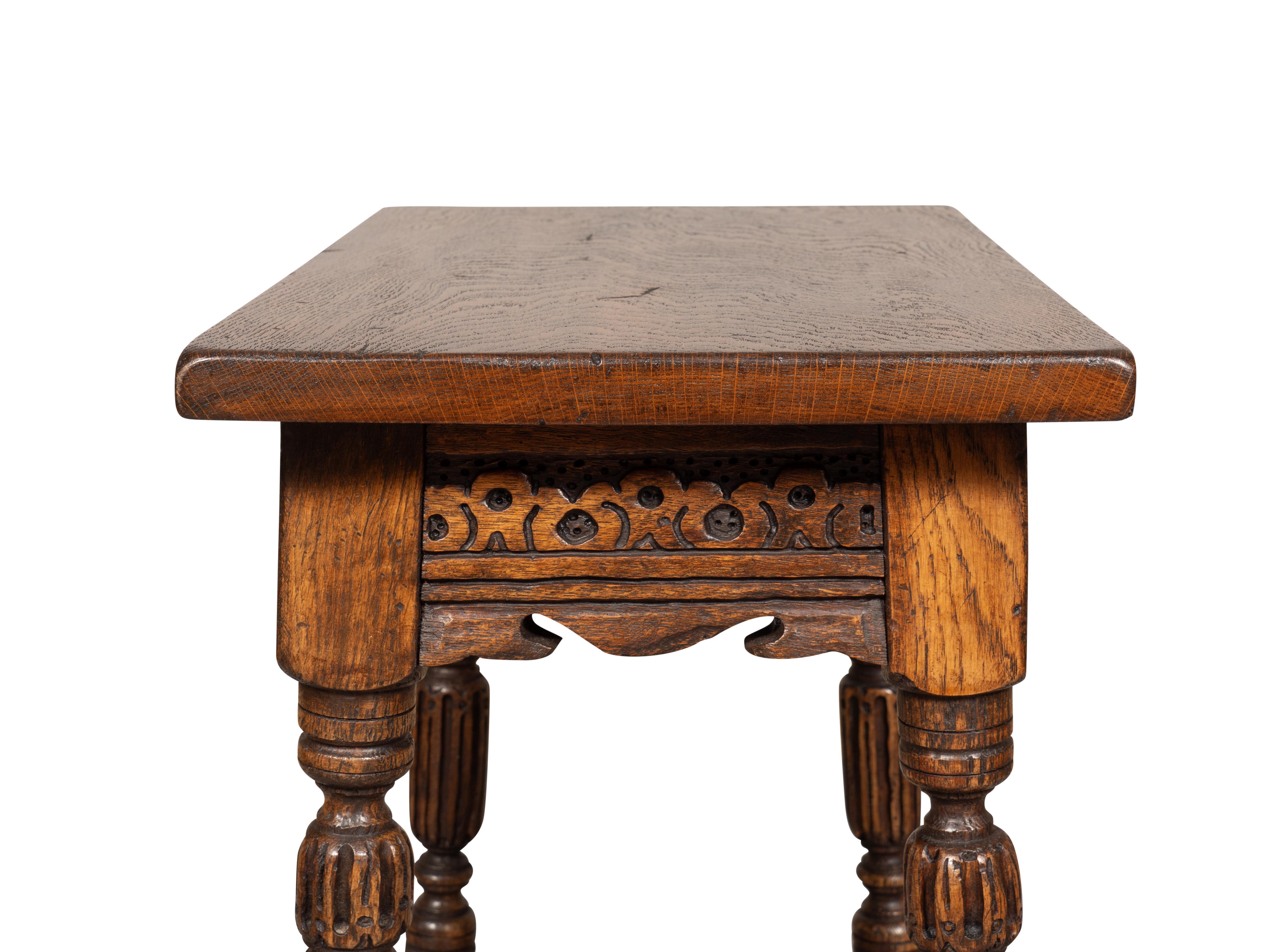 Hocker Jacobean Style Oak im Angebot 3
