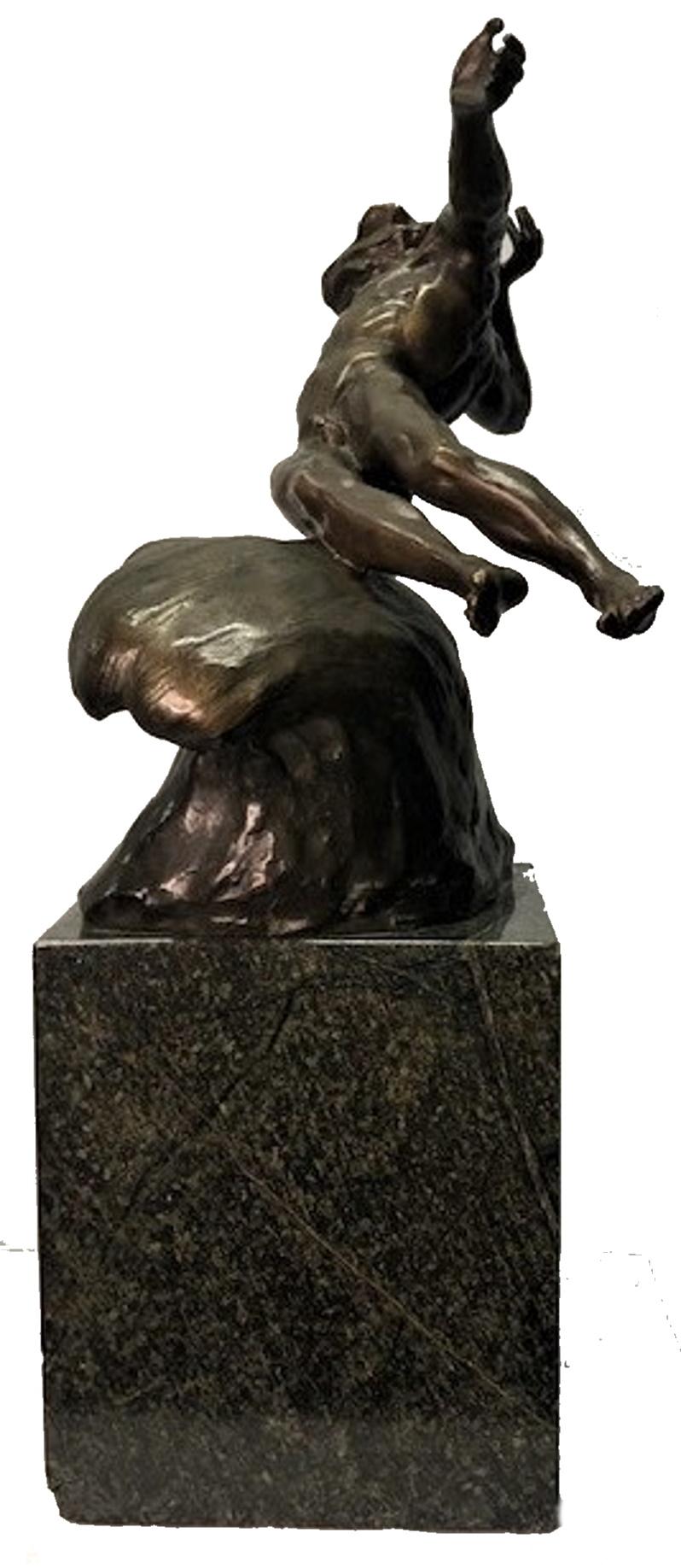 Néerlandais Jacobus Nicolaus Sandig, « Icarus Falling », sculpture en bronze Art déco néerlandaise, 1925 en vente