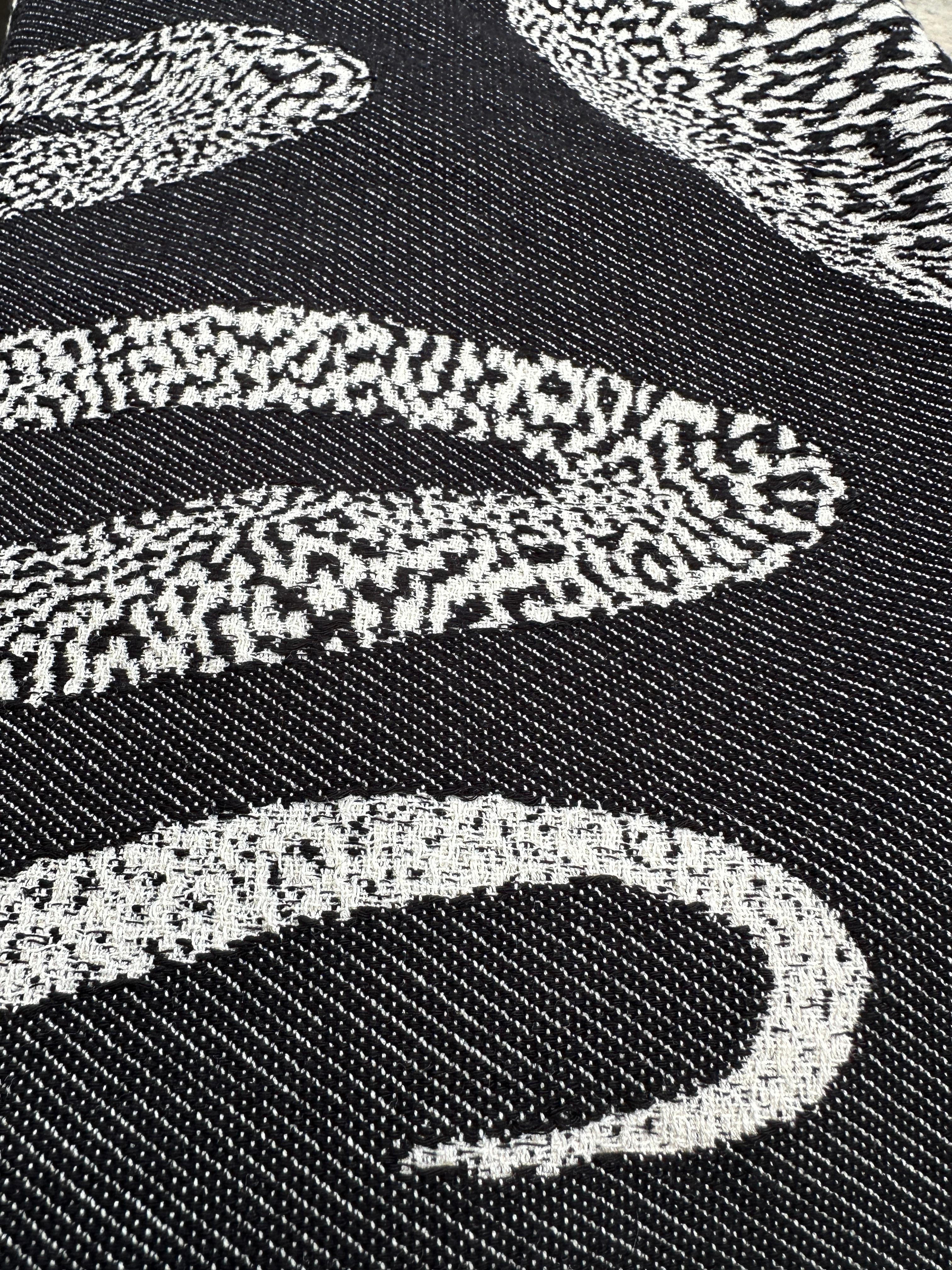 Polacco Coperta jacquard Octopus in bianco e nero