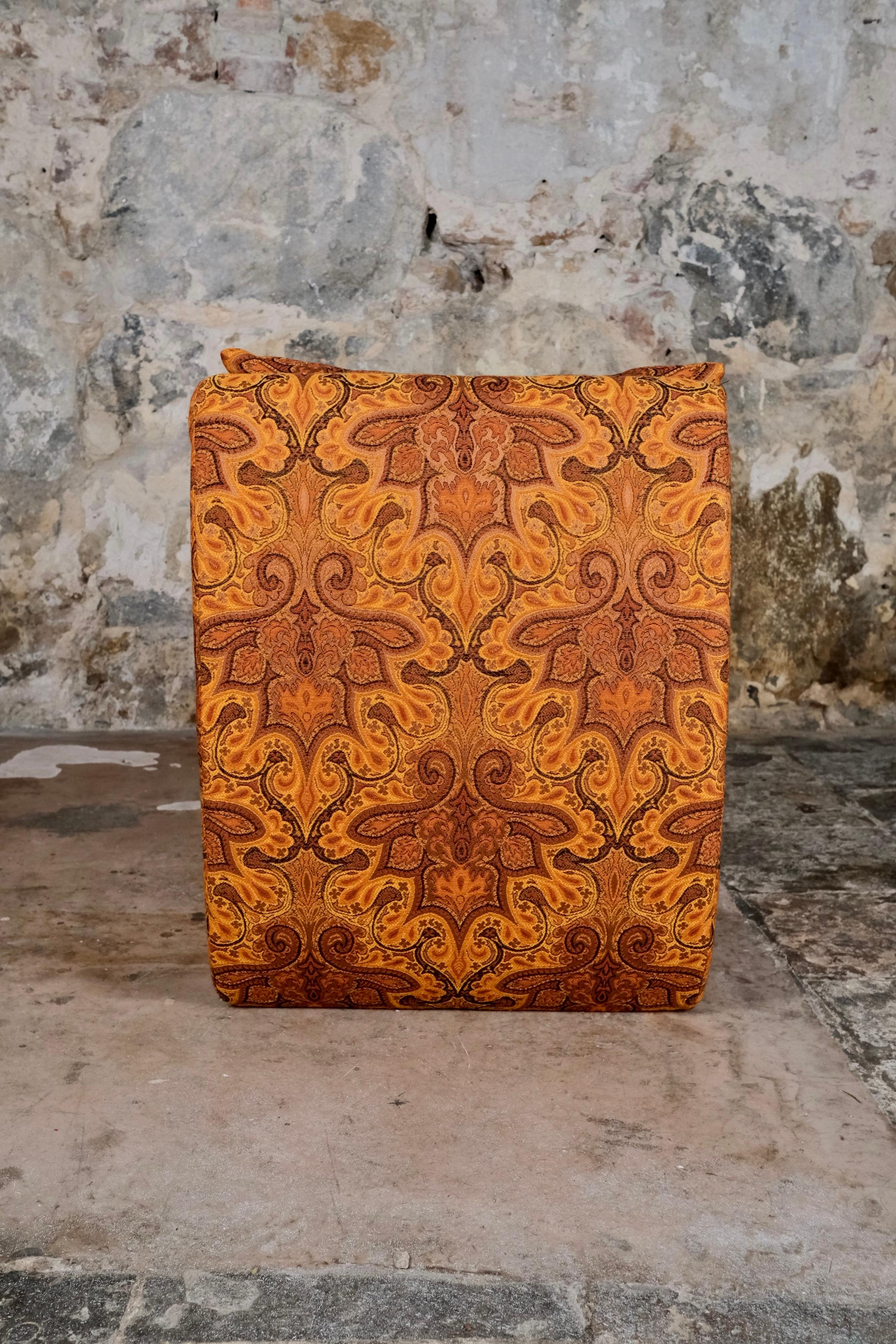 Metà XX secolo Poltrona in tessuto jacquard x4 di Burov, Francia, 1969 in vendita