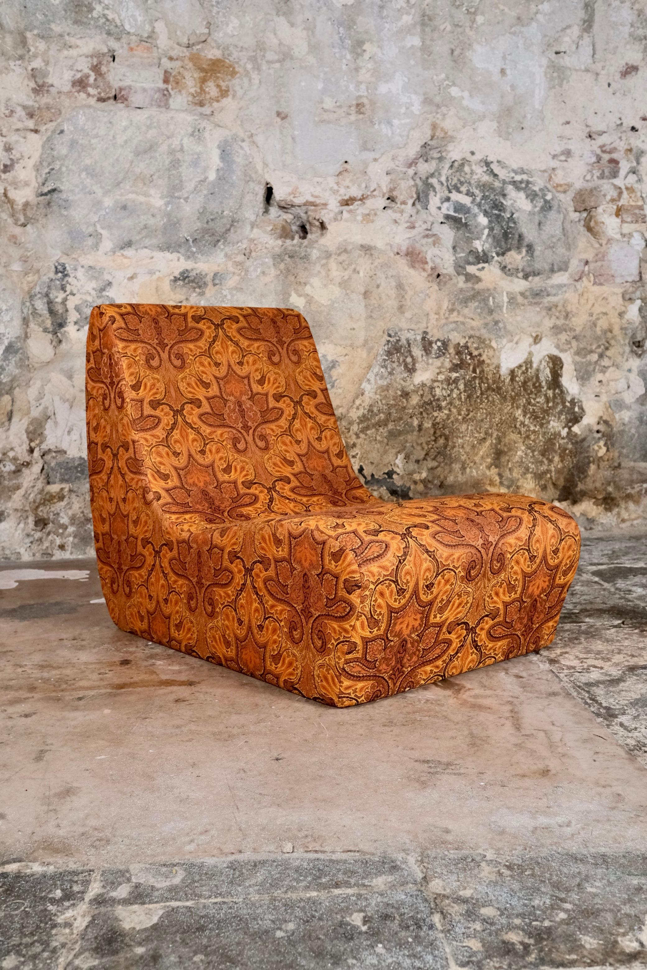 Jacquard fabric armchair x4 made by Burov, France, 1969 For Sale 2