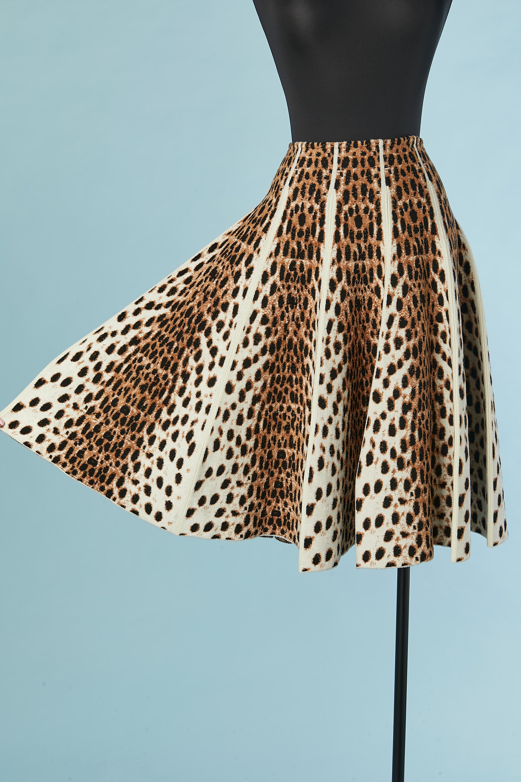 Brown Jacquard knit velvet leopard jacquard flare skirt AlaÏa For Sale