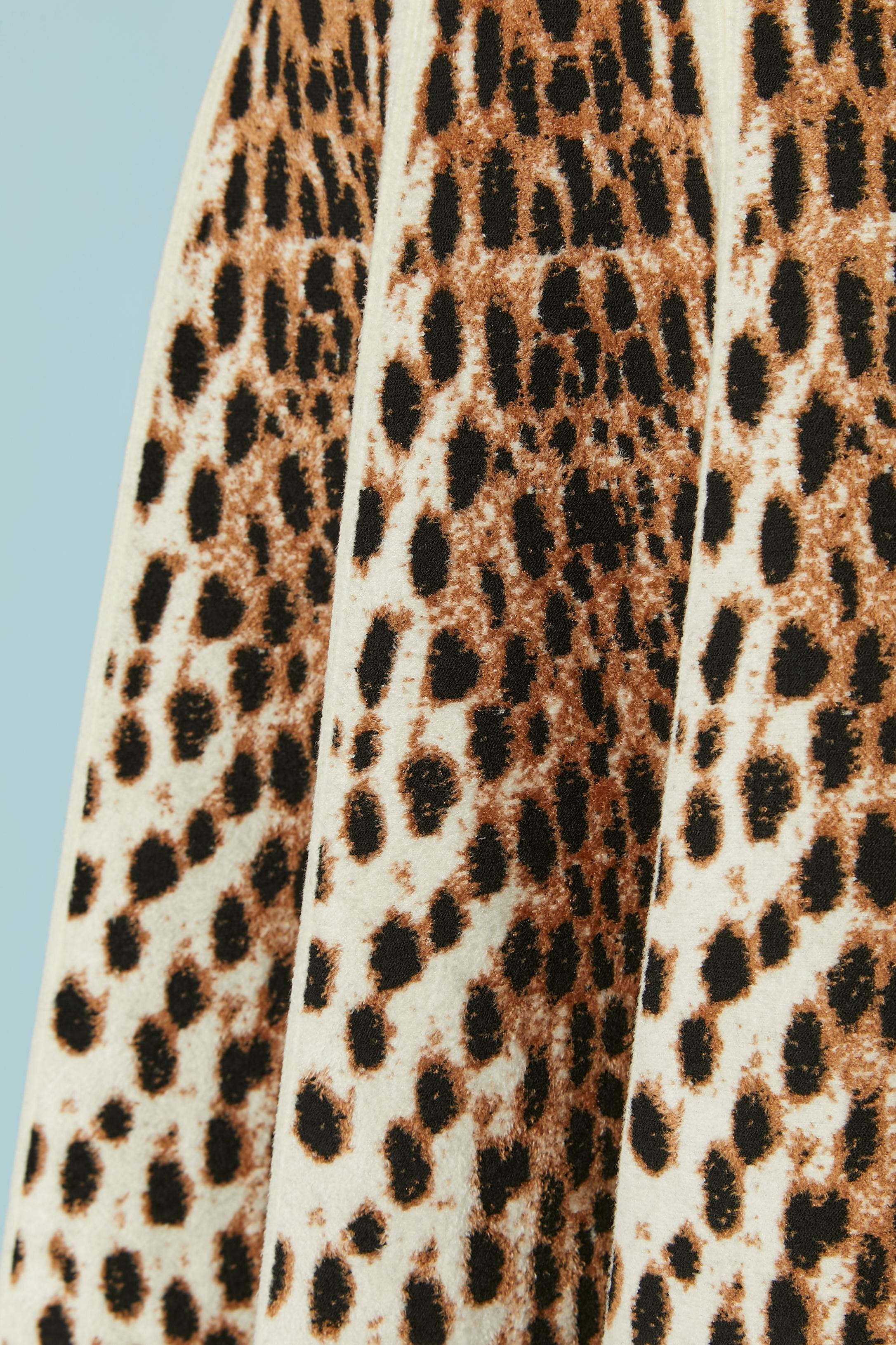 Jacquard knit velvet leopard jacquard flare skirt AlaÏa In Excellent Condition For Sale In Saint-Ouen-Sur-Seine, FR