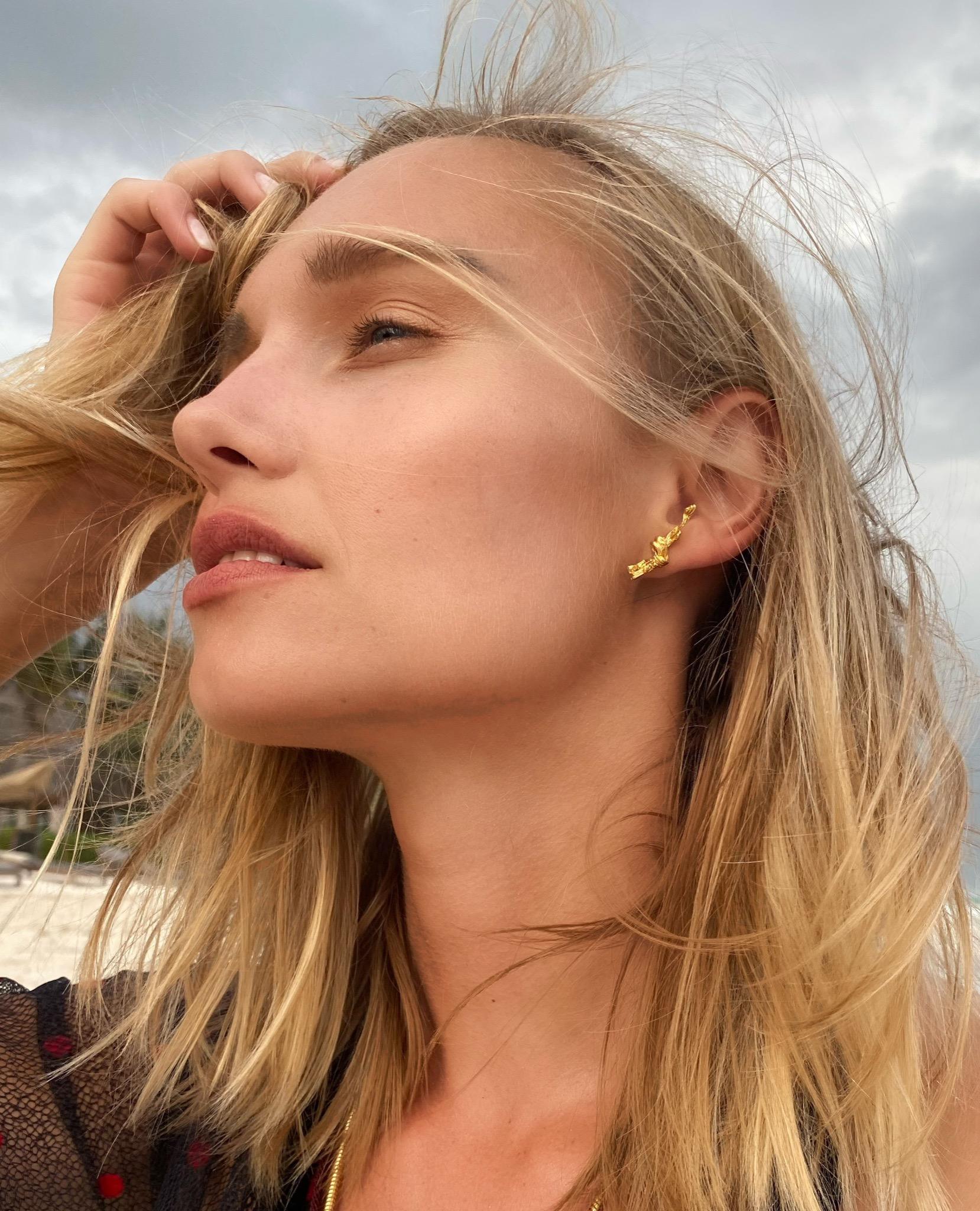 Part of our “Everything is Delicately Connected” collection, the Little Knot Studs are inspired by the Universe and the connections that make us one. This made-to-order piece is crafted in solid 18k recycled gold exclusively for 1stdibs. 

All