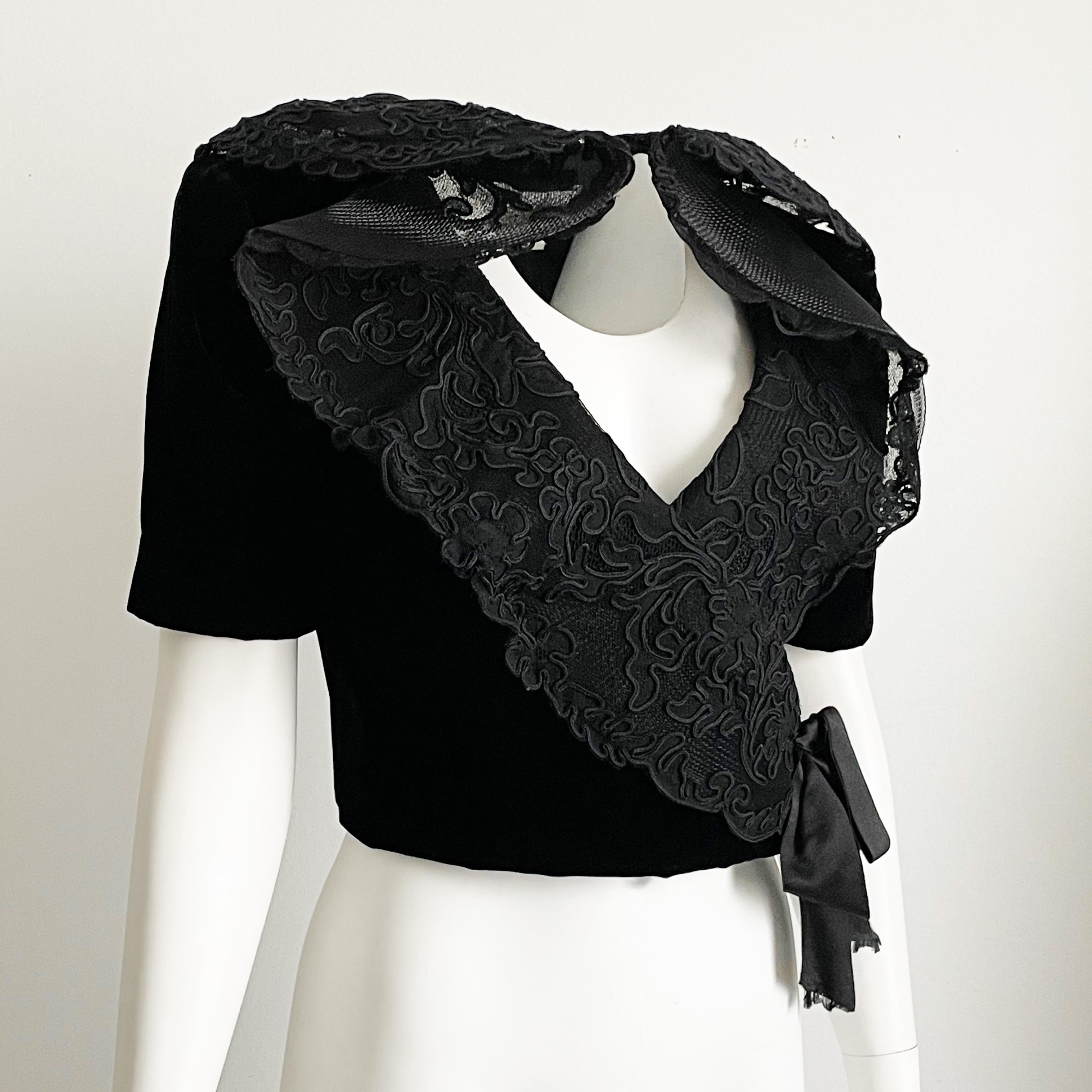 Jacqueline de Ribes Jacket Bolero Cropped Formal Couture Black Lace Velvet In Good Condition For Sale In Port Saint Lucie, FL
