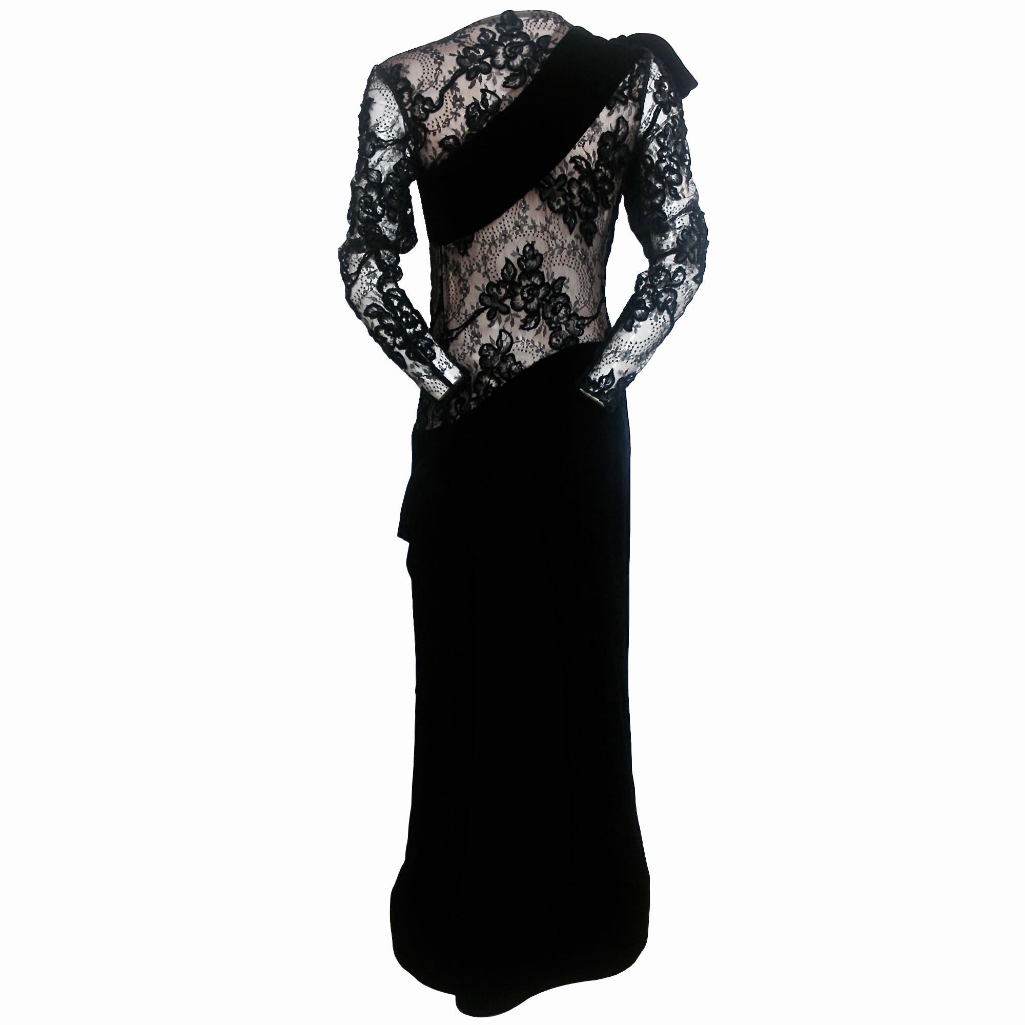 Jacqueline de Ribes Velvet and Lace Evening dress with Large Bows For Sale 8
