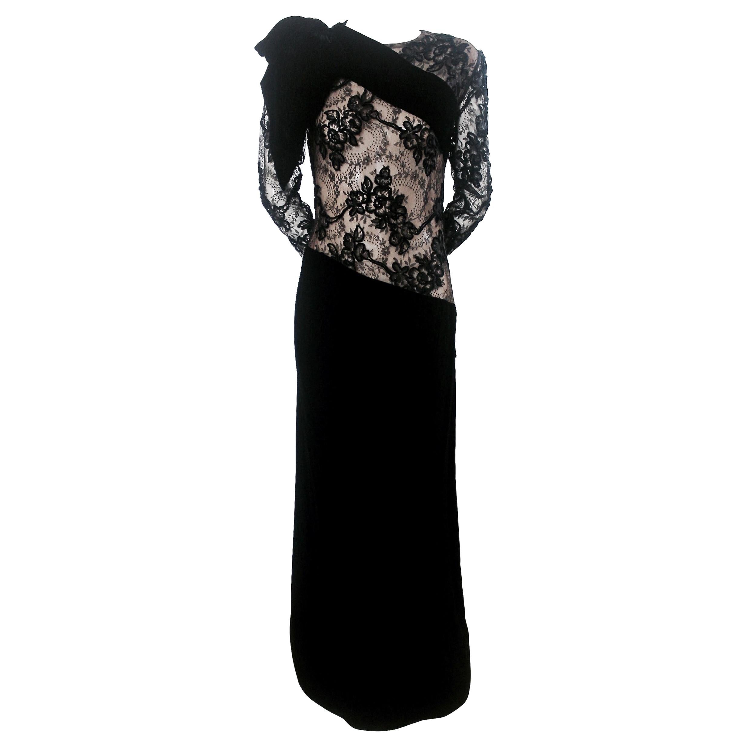 Jacqueline de Ribes Velvet and Lace Evening dress with Large Bows For Sale