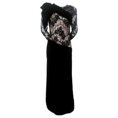 Jacqueline de Ribes Velvet and Lace Evening dress with Large Bows