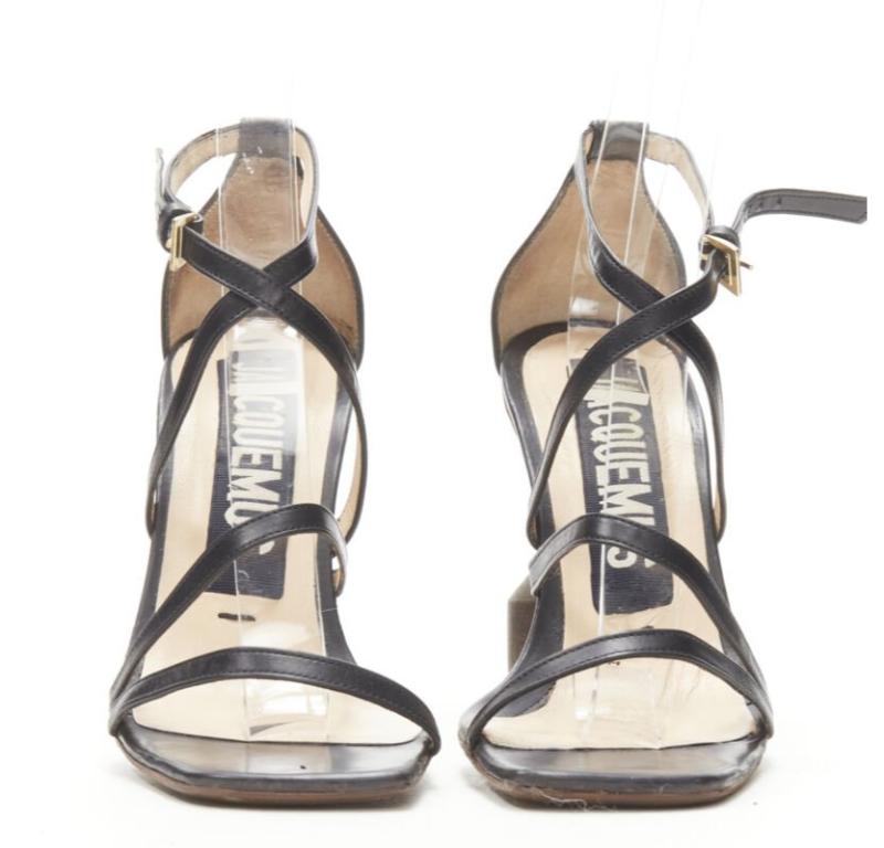 Gray JACQUEMUS architectural wood block gold ring black strappy heel EU36 For Sale