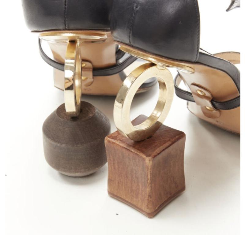 Women's JACQUEMUS architectural wood block gold ring black strappy heel EU36 For Sale