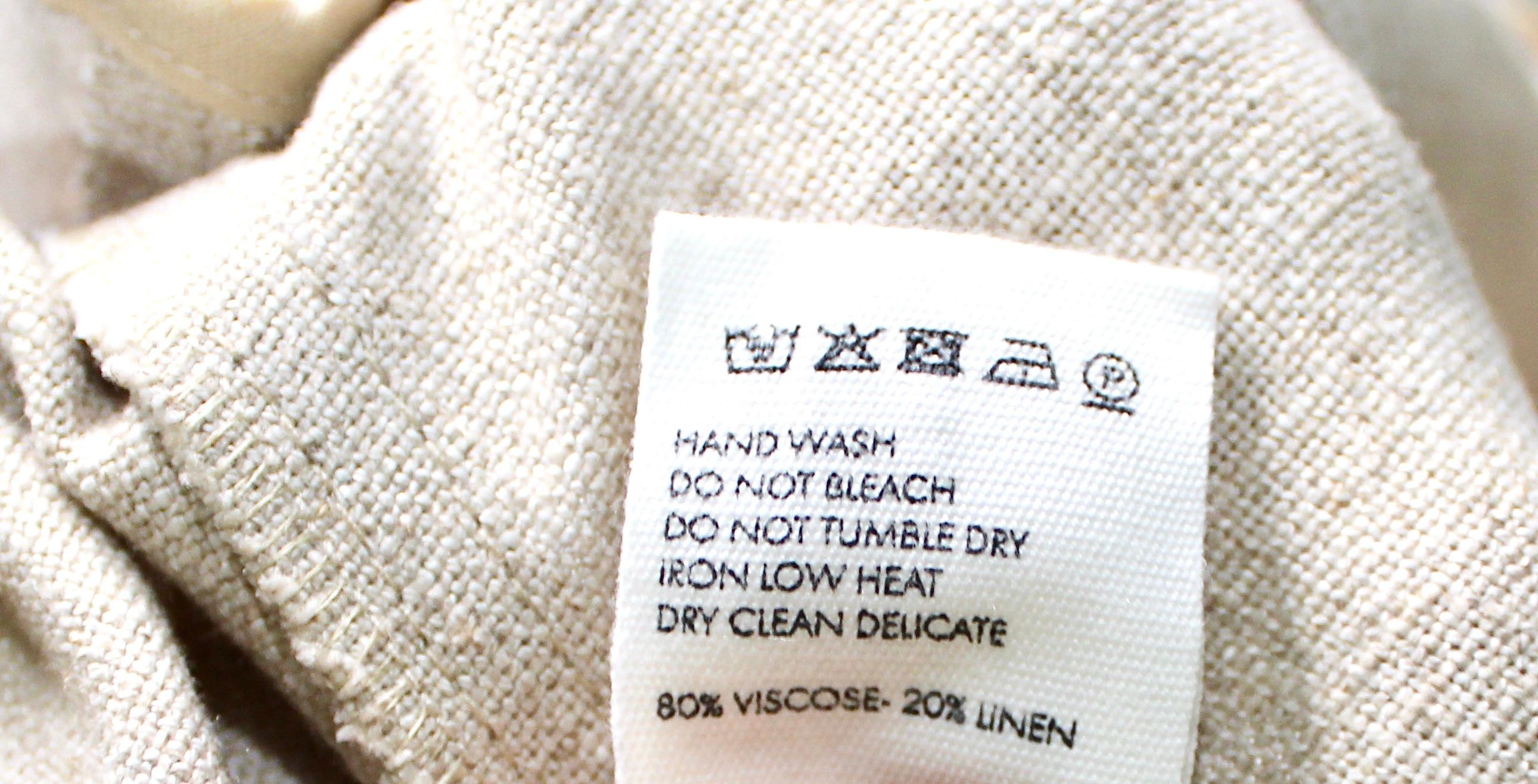 Jacquemus Beige Falda Midi Recortada Con Abertura en venta 6