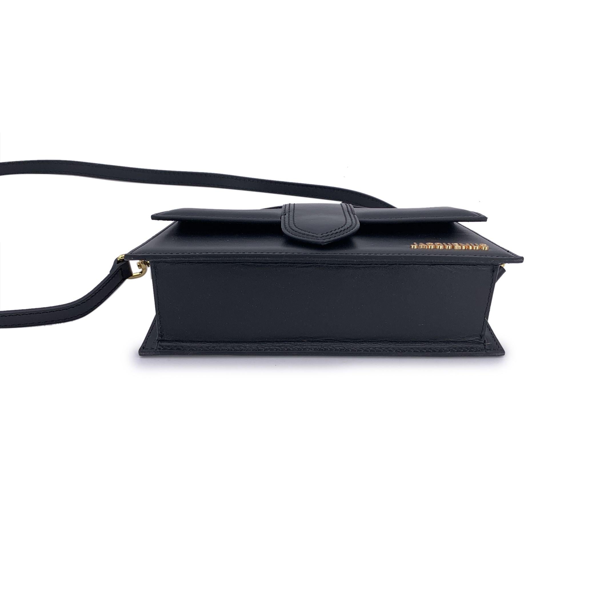 Jacquemus Borsa a tracolla strutturata Le Grand Bambino in pelle nera In condizioni ottime in vendita a Rome, Rome