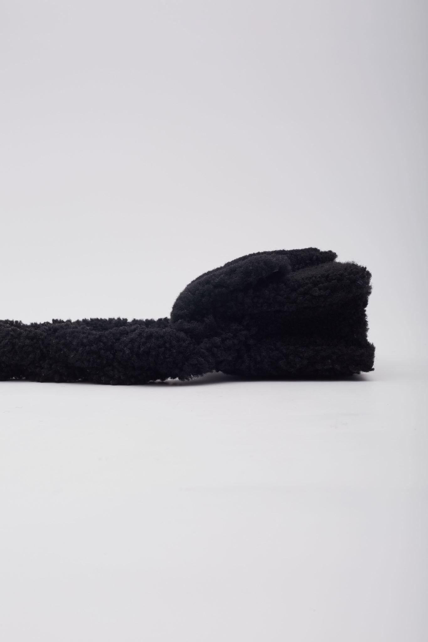 Jacquemus Black Shearling Le Bambidou Shoulder Bag For Sale 5