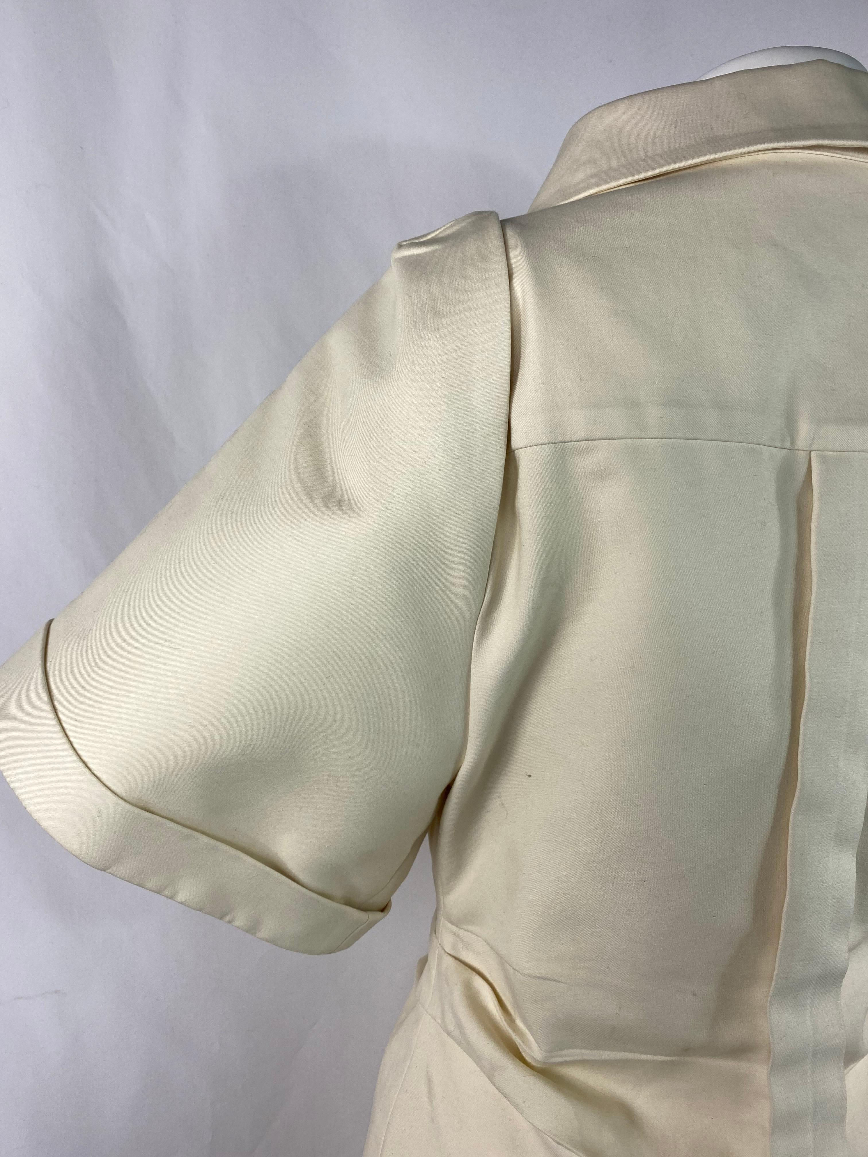 Haut chemise en coton crème et ivoire Jacquemus, Taille 40 Pour femmes en vente