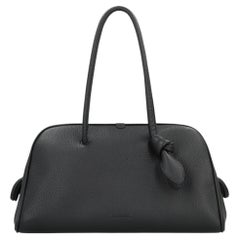 Borsa a tracolla Jacquemus in pelle di vitello martellata — Nera