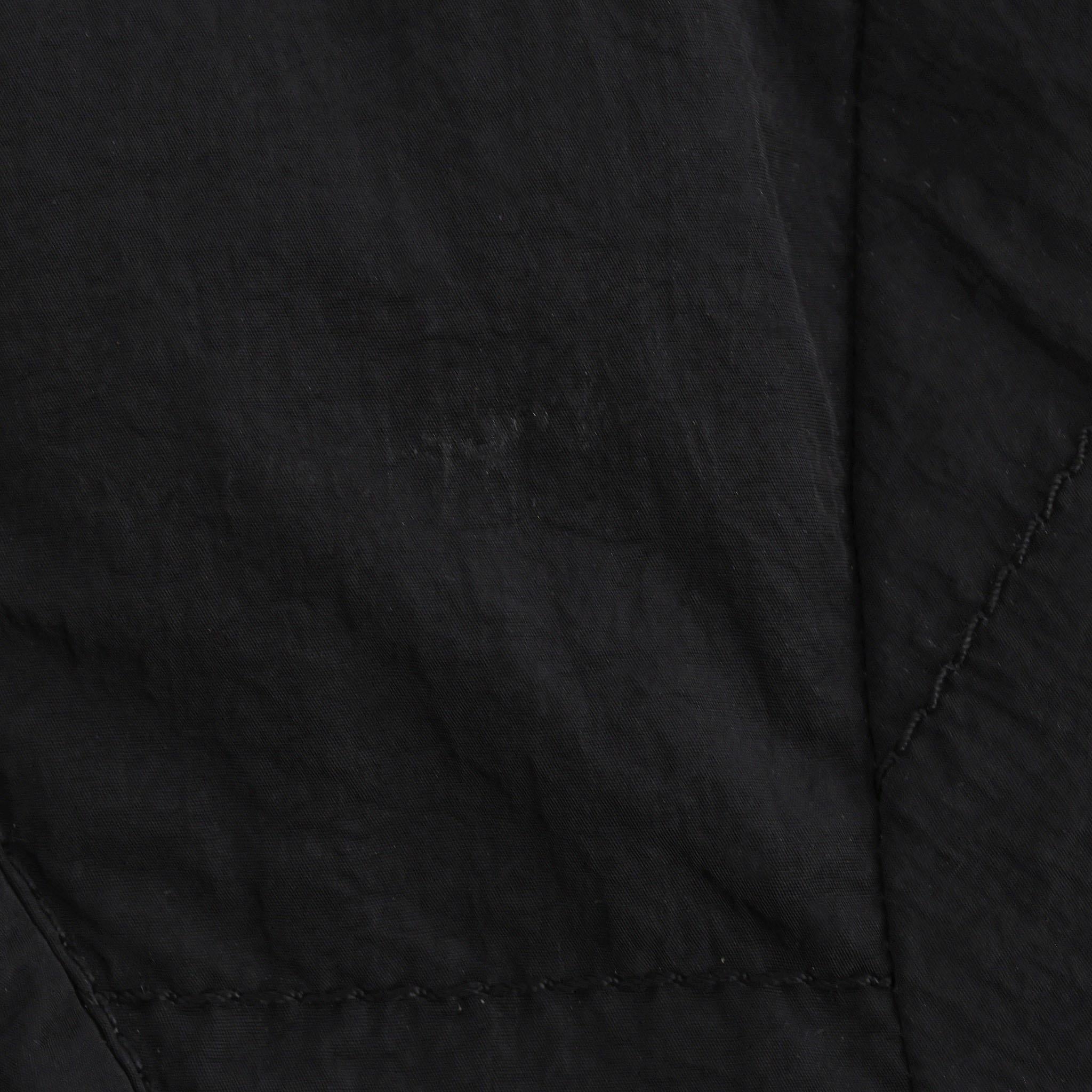 Jacquemus La Montage Cut-Out Detail Cropped Puffer Jacket For Sale 4