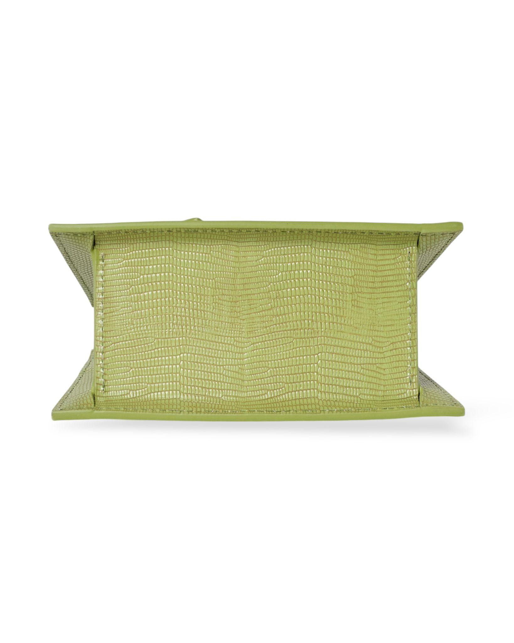 Jacquemus Le Chiquito Moyen Boucle Python Vert en vente 8