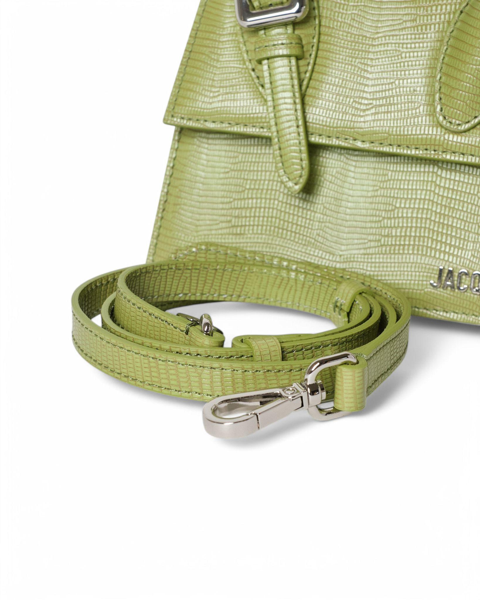 Jacquemus Le Chiquito Moyen Boucle Python Vert en vente 4