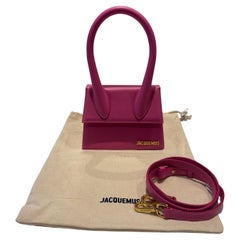 Jacquemus New Chiquita Moyen w/ Adjustable Strap and Dust Bag