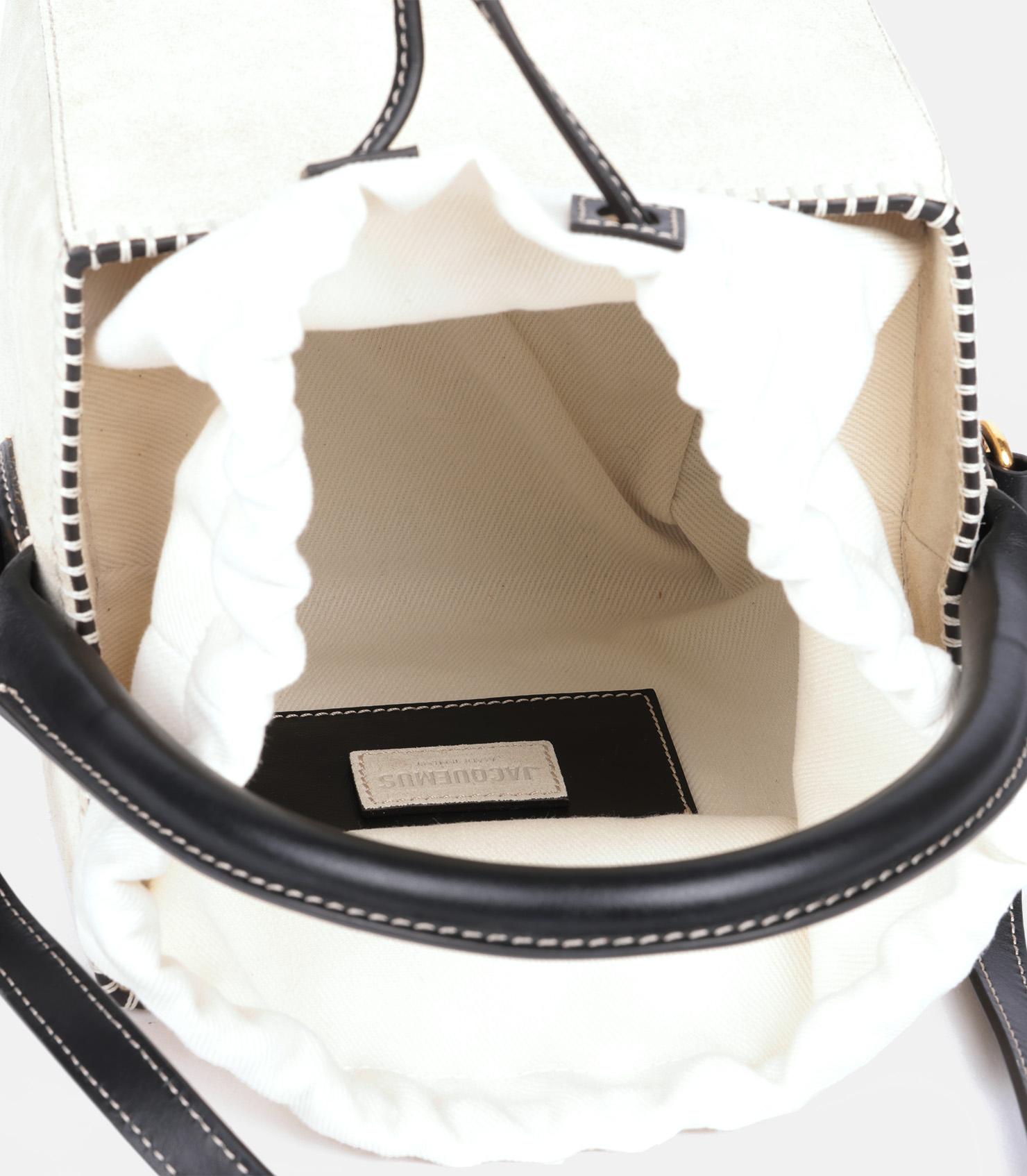Jacquemus Off White Suede & Black Calfskin Leather Le Seau Carré Bucket Bag For Sale 5