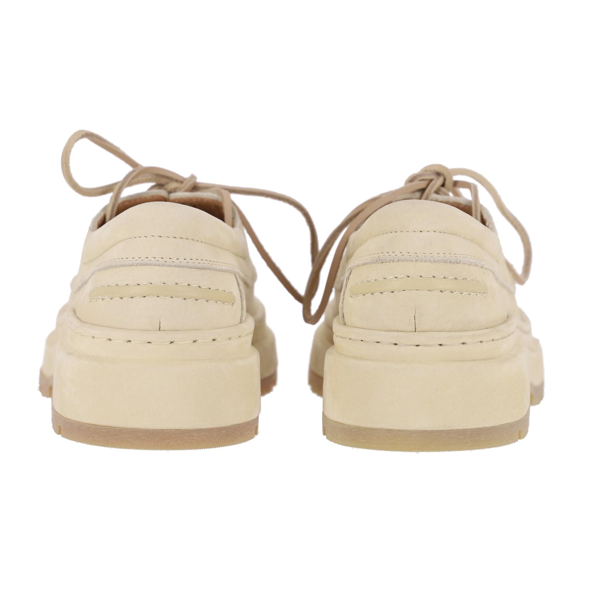 Jacquemus The Pavane Leather Boat Shoes In Good Condition In London, GB