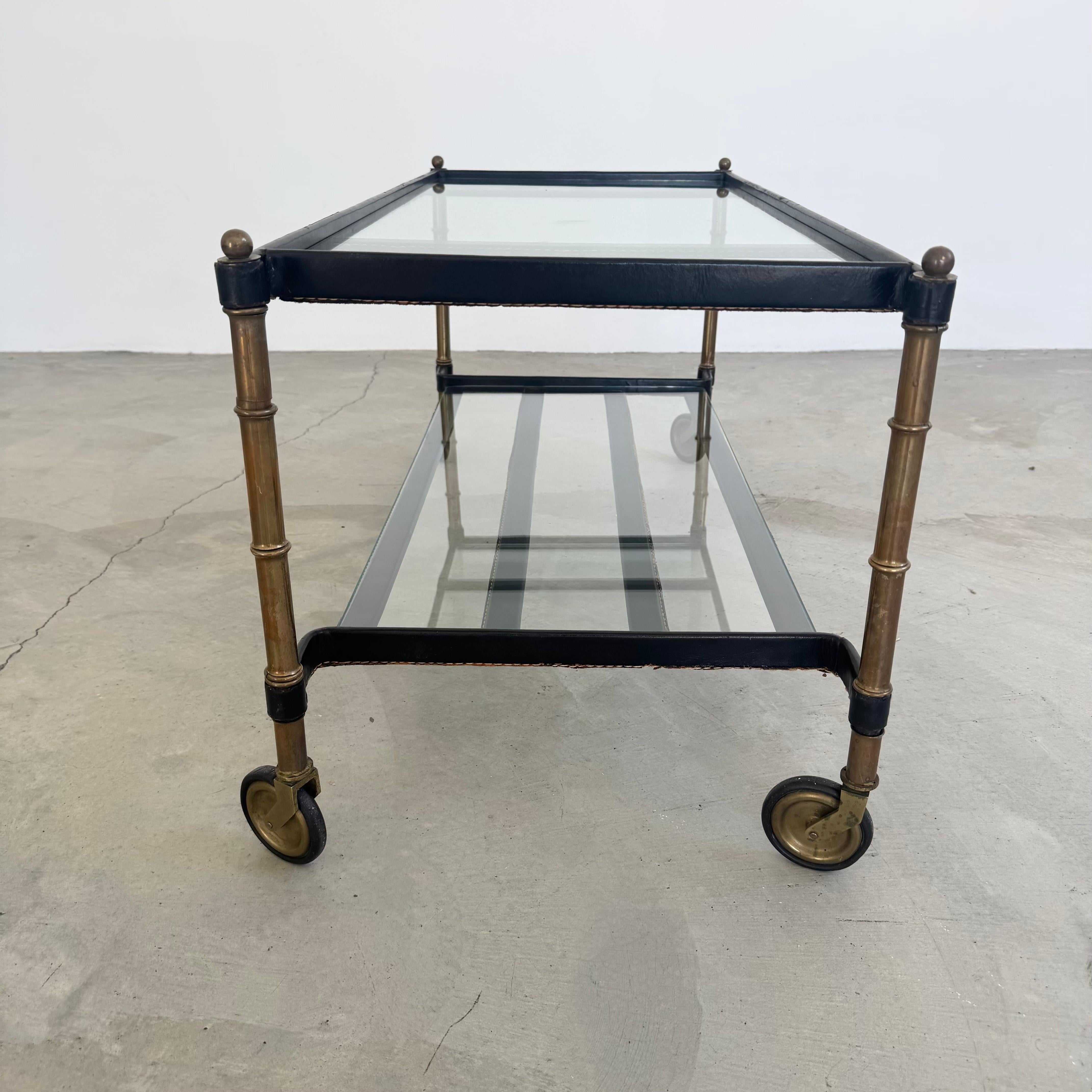 Jacques Adnet 2-stöckiger lederumwickelter Couchtisch, 1950er Jahre Frankreich im Angebot 6