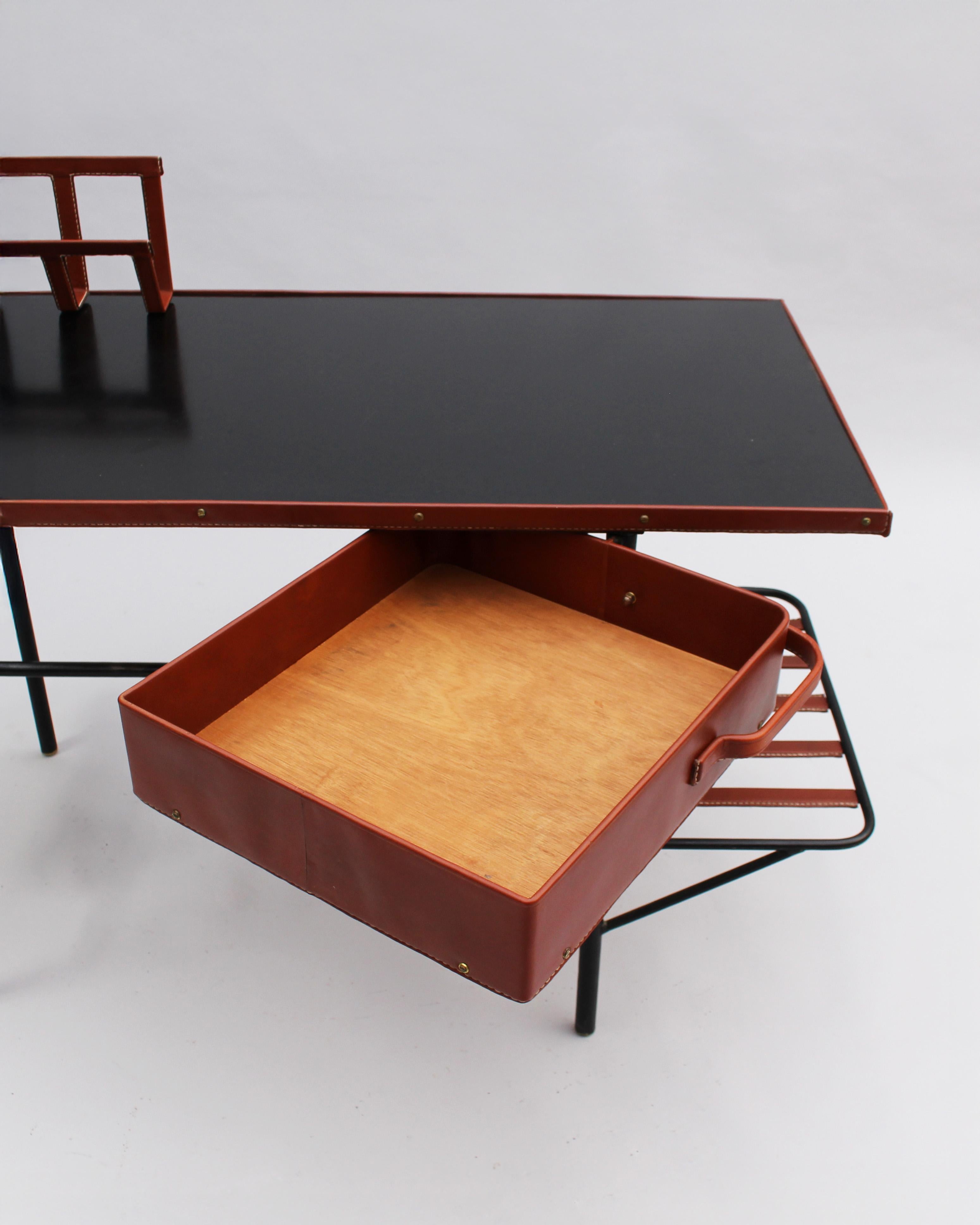 Jacques Adnet - Un bureau français des années 1950 avec lampe par Jacques Adnet en vente 7