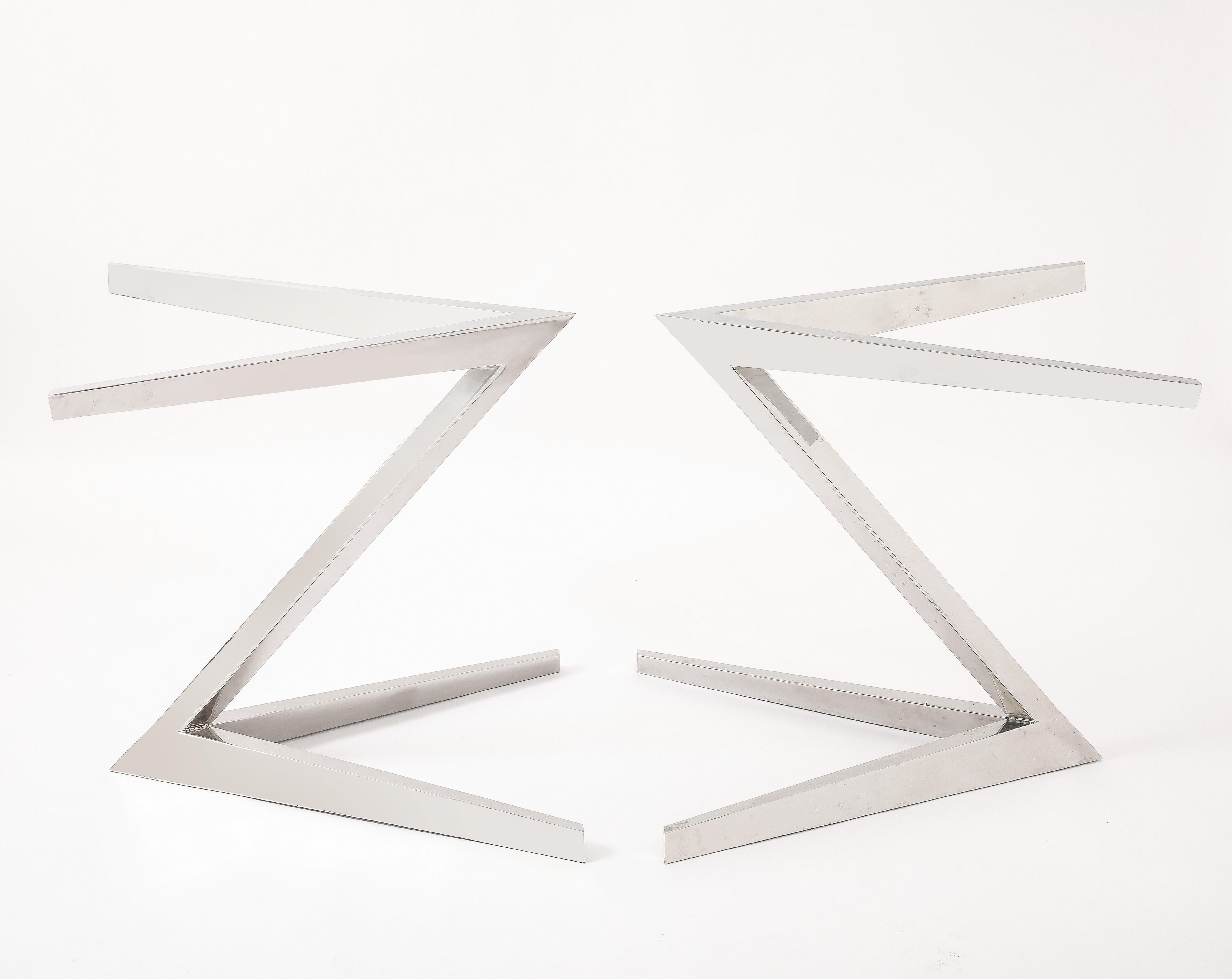 Mesa de pedestal atribuida a Jacques Adnet, Francia Años 70 en venta 6