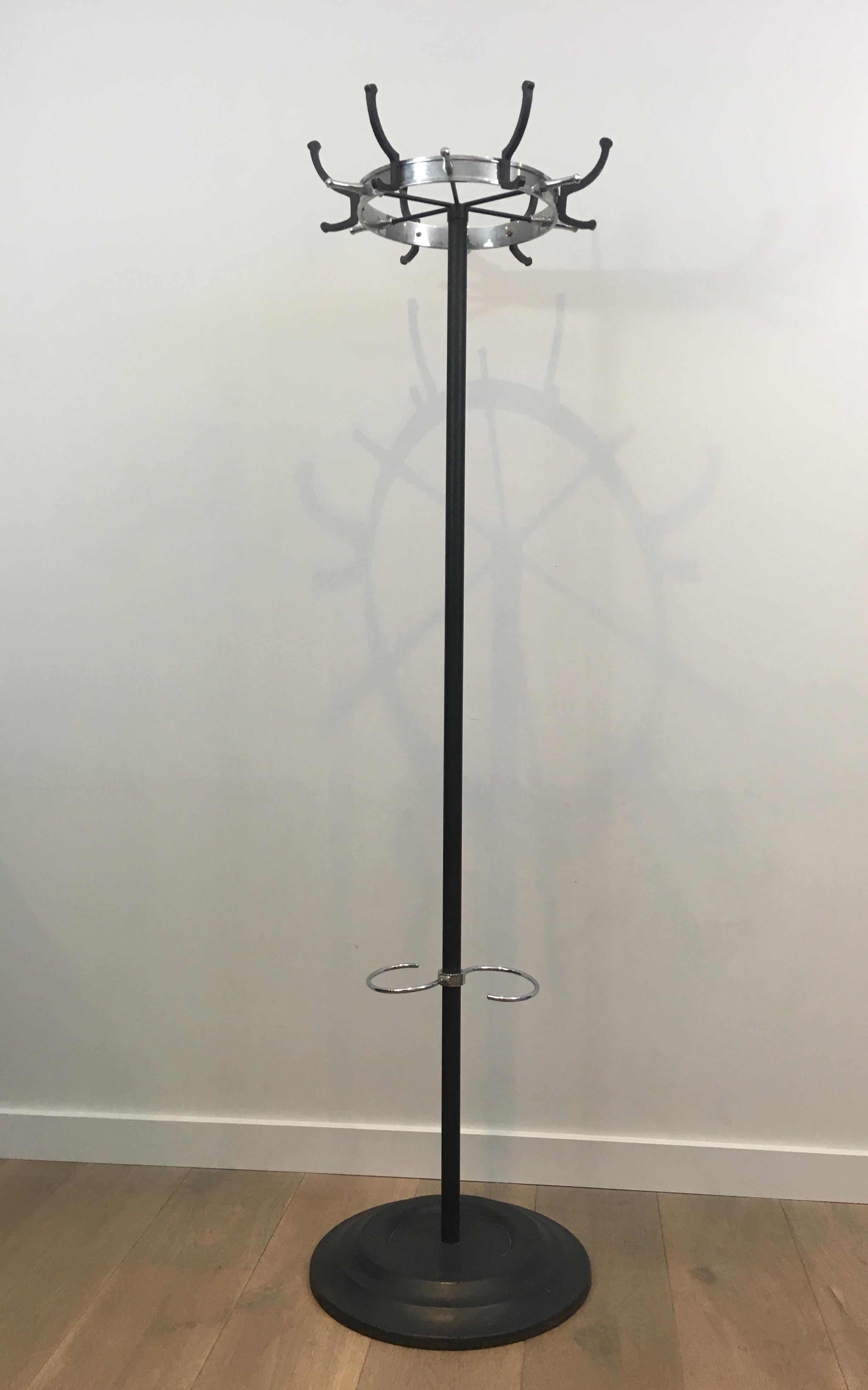 Jacques Adnet, Black Lacquered and Chrome Standing Coat Rack, French, circa 1950 In Good Condition In Marcq-en-Barœul, Hauts-de-France