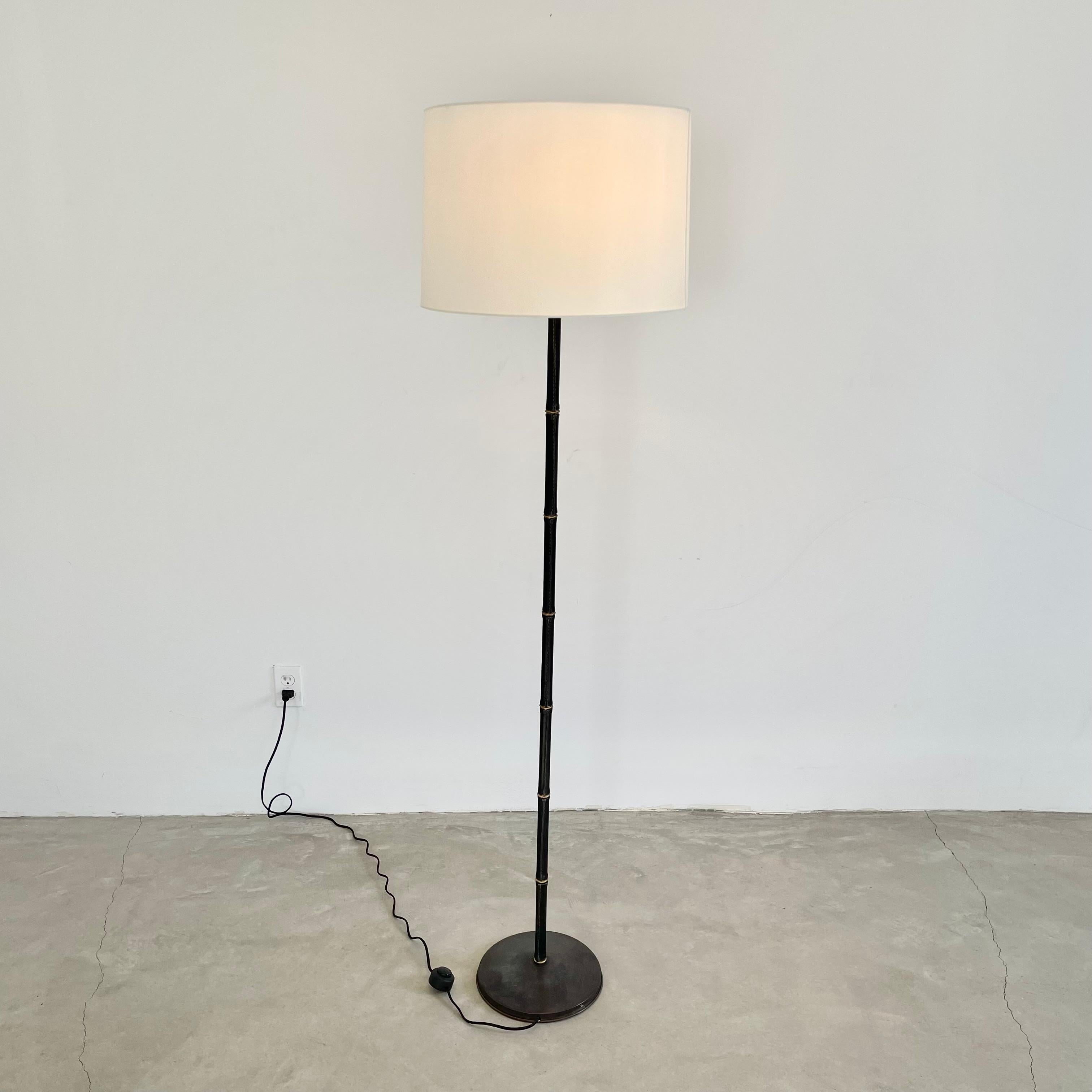 Jacques Adnet Black Leather and Brass Floor Lamp, 1950s France For Sale 4