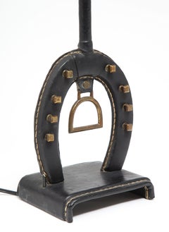 Lampe équestre Jacques Adnet en cuir noir et laiton, France, années 1950