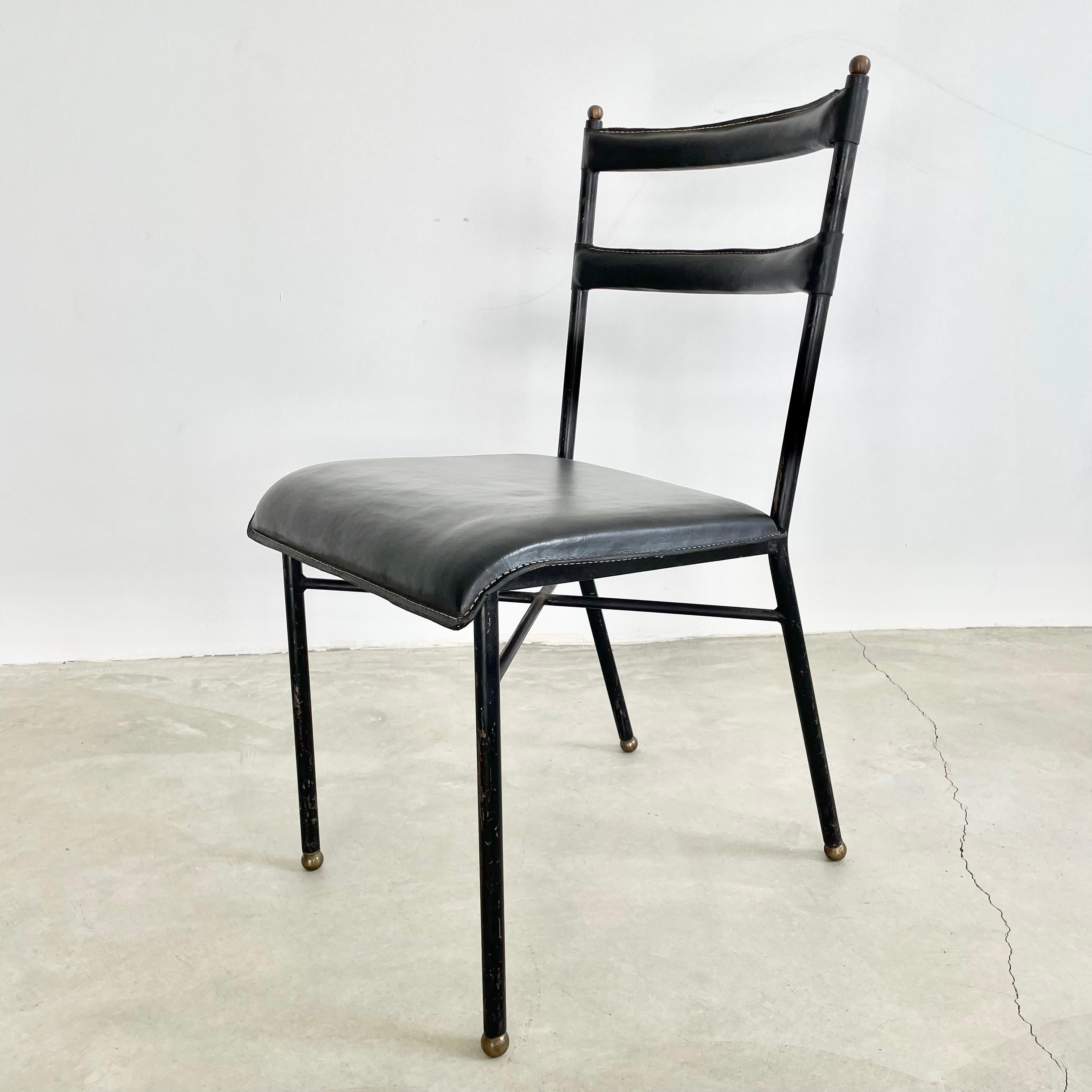 Jacques Adnet, Stuhl aus schwarzem Leder, 1950er-Jahre, Frankreich im Angebot 3