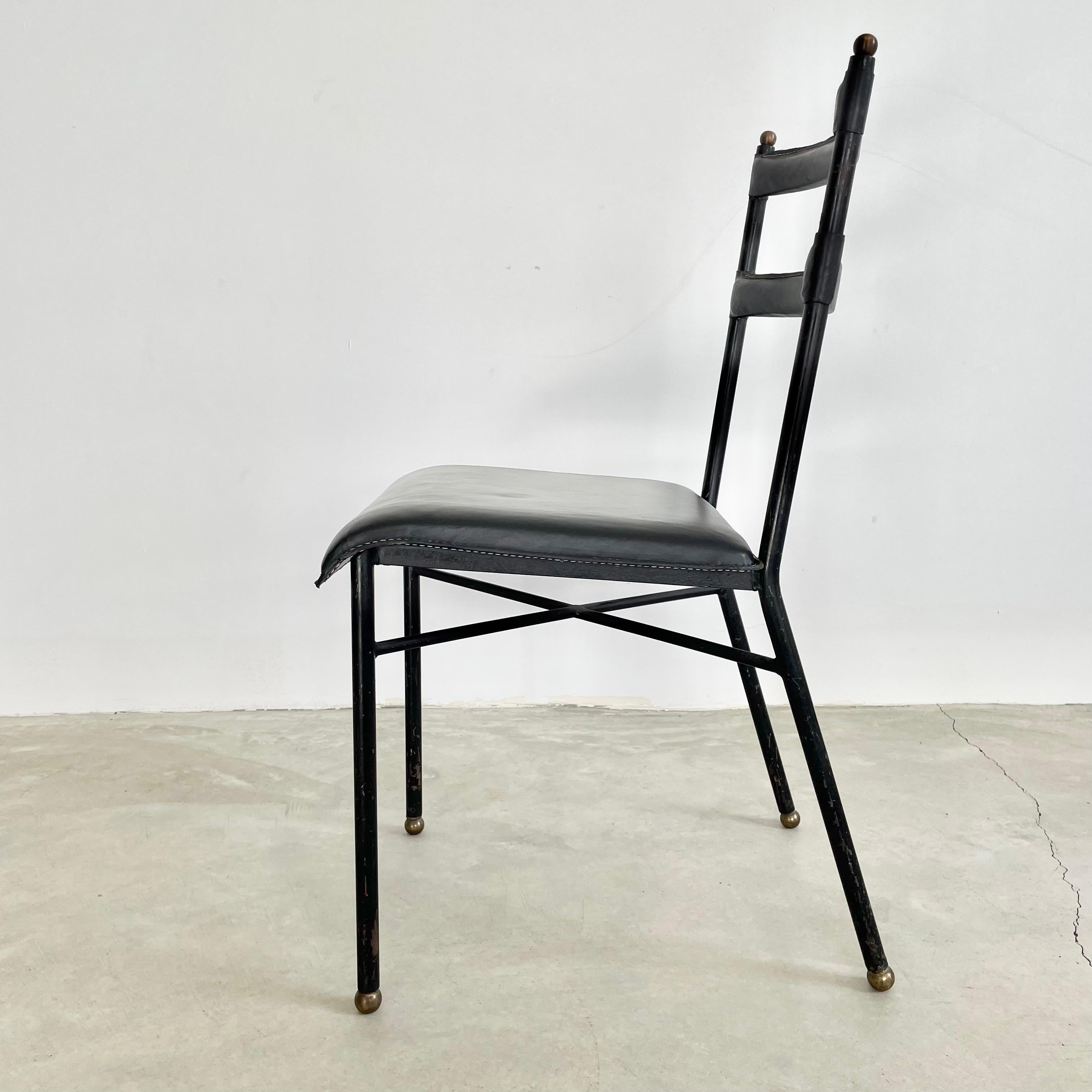 Jacques Adnet, Stuhl aus schwarzem Leder, 1950er-Jahre, Frankreich im Angebot 2