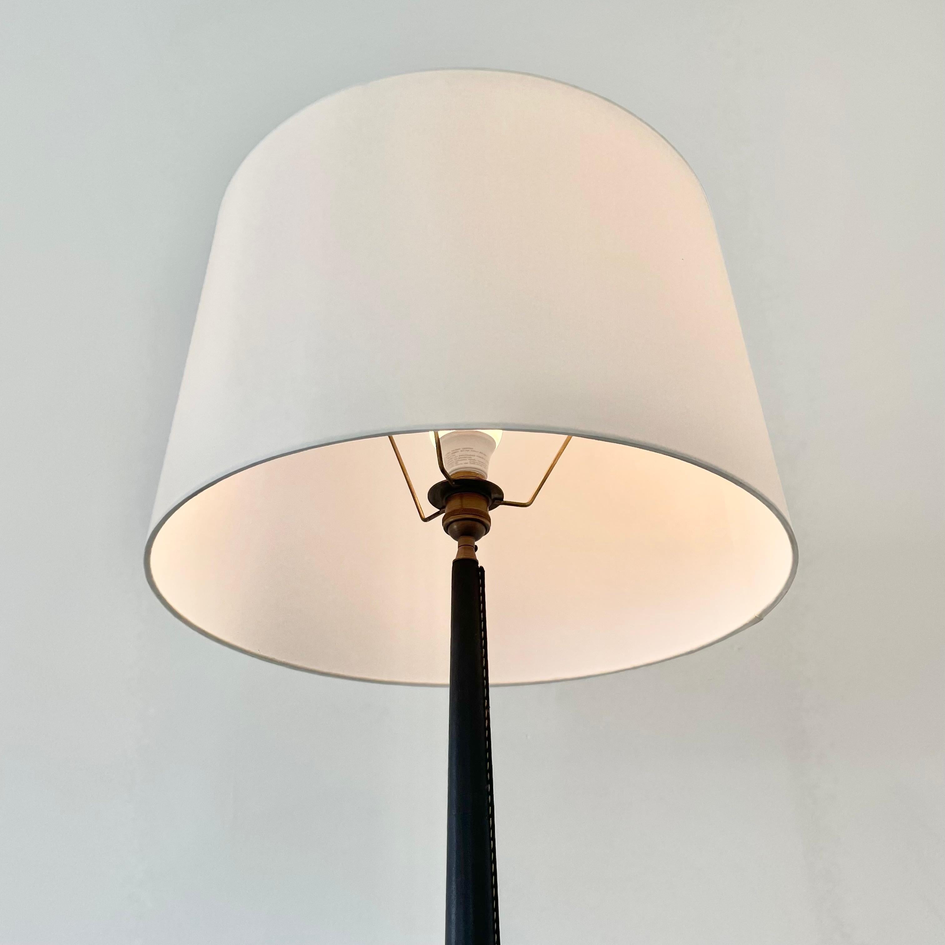 Mid-20th Century Jacques Adnet Black Leather Floor Lamp, 1950s France For Sale