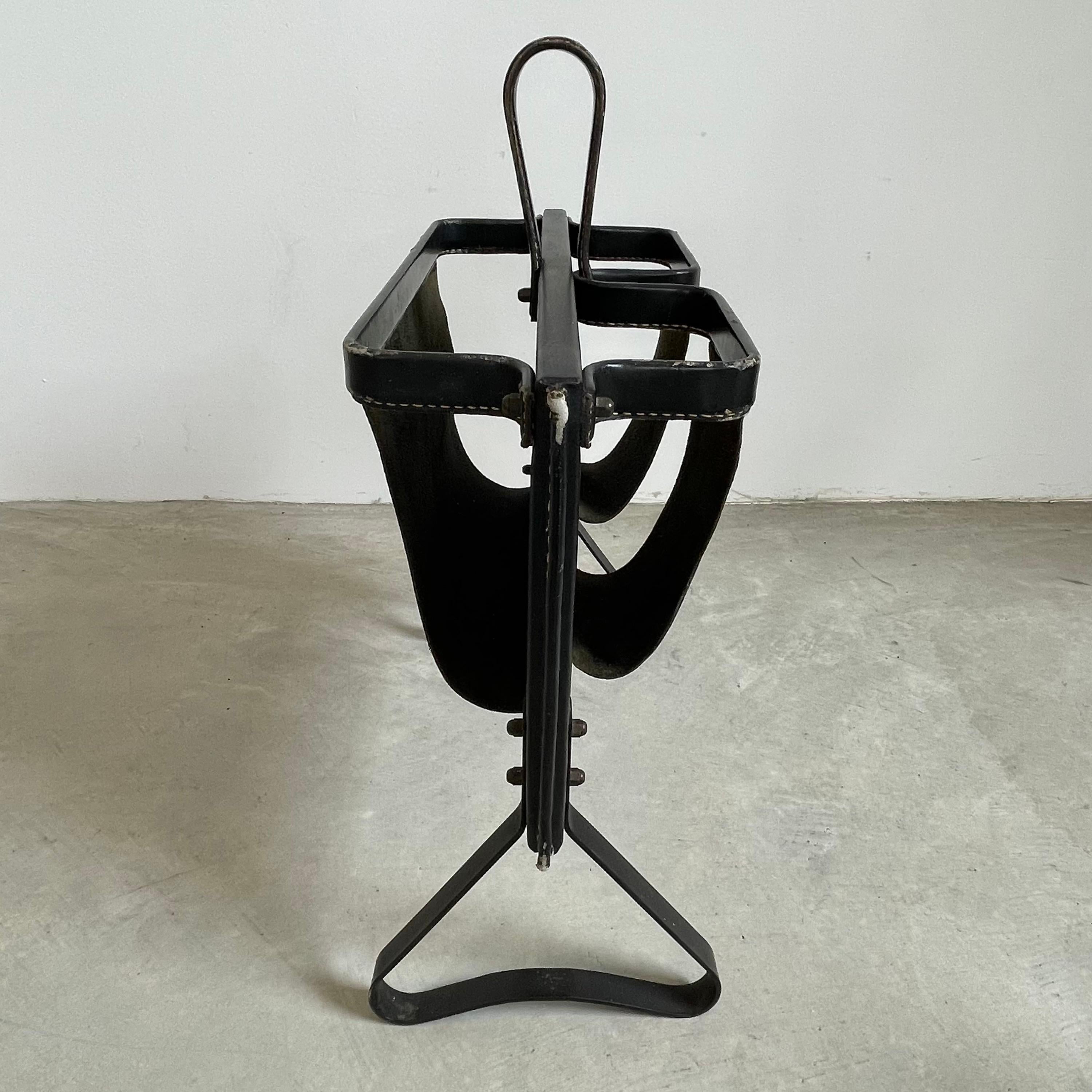 Jacques Adnet Black Leather Magazine Rack, 1950s For Sale 2