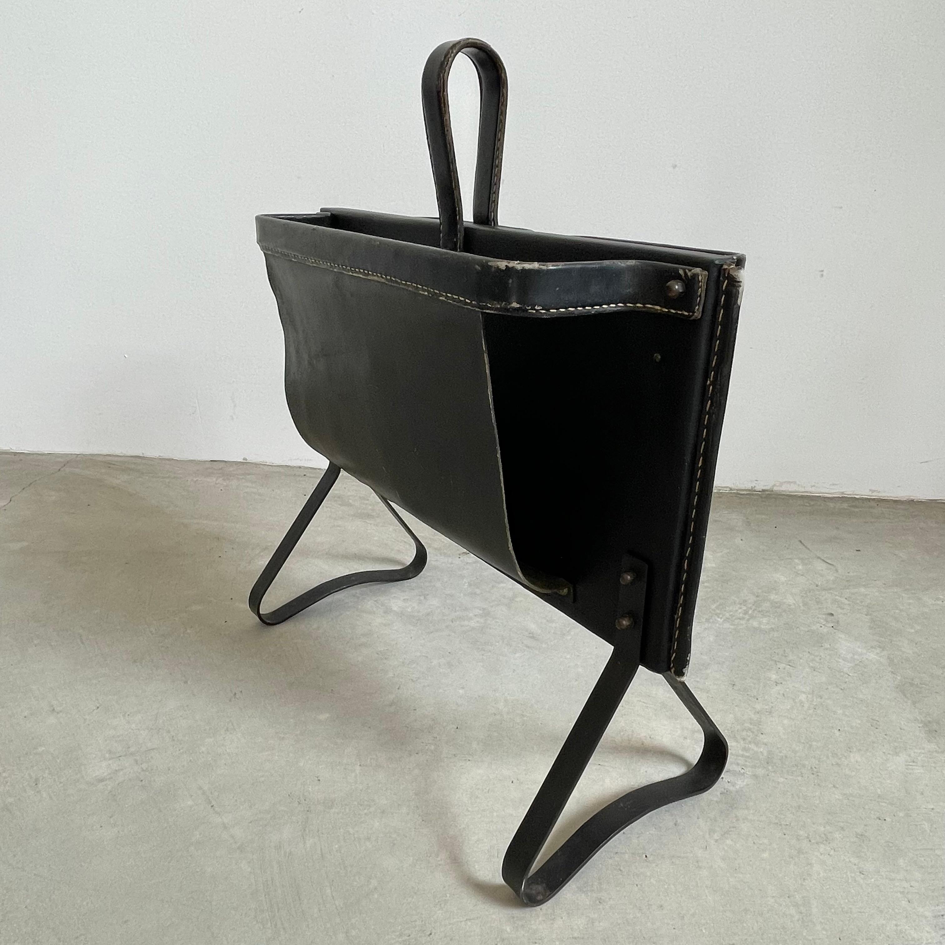 Jacques Adnet Black Leather Magazine Rack, 1950s For Sale 3