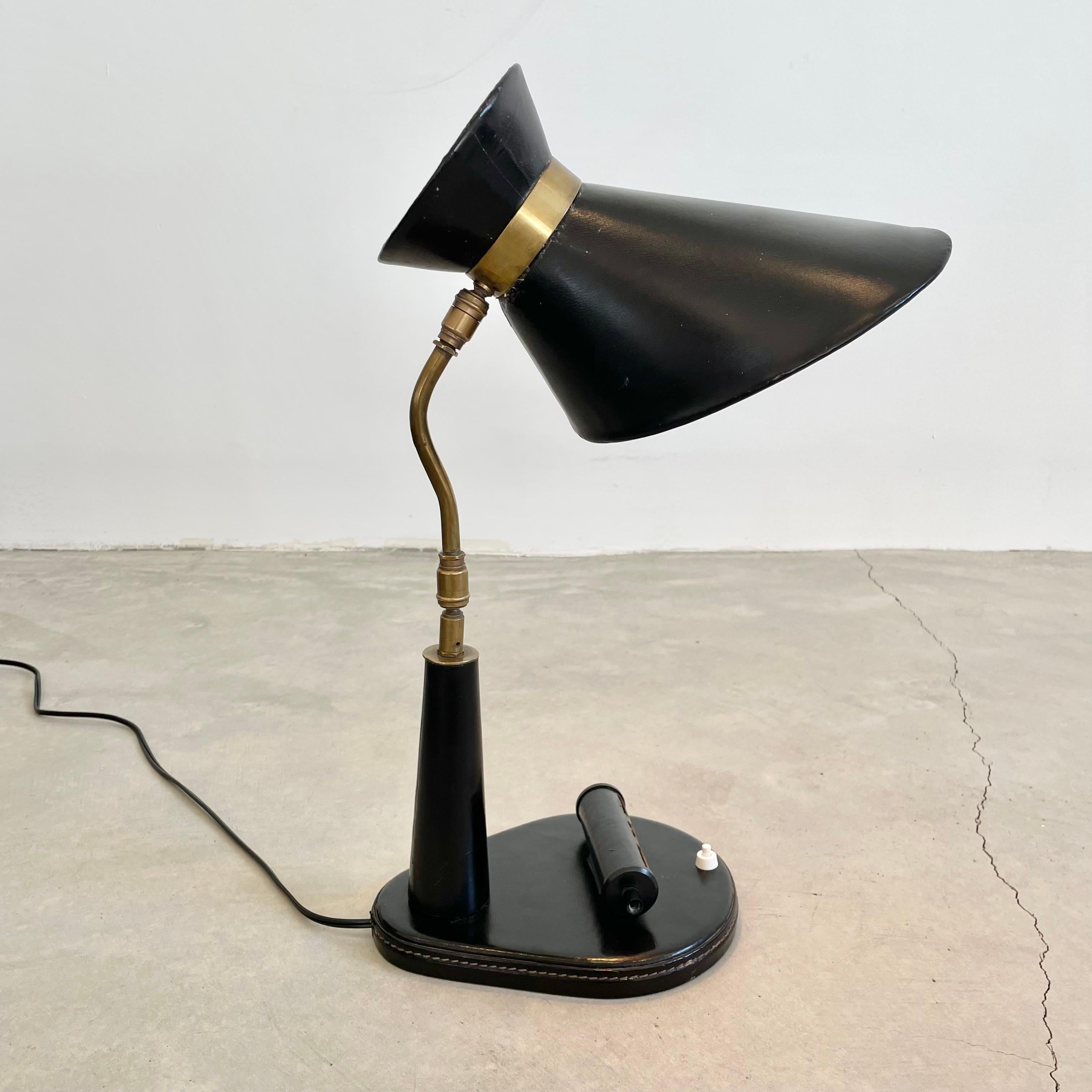 Jacques Adnet: schwarze Leder-Tischlampe mit verstellbarem Kalender, 1950er Jahre, Frankreich im Angebot 3