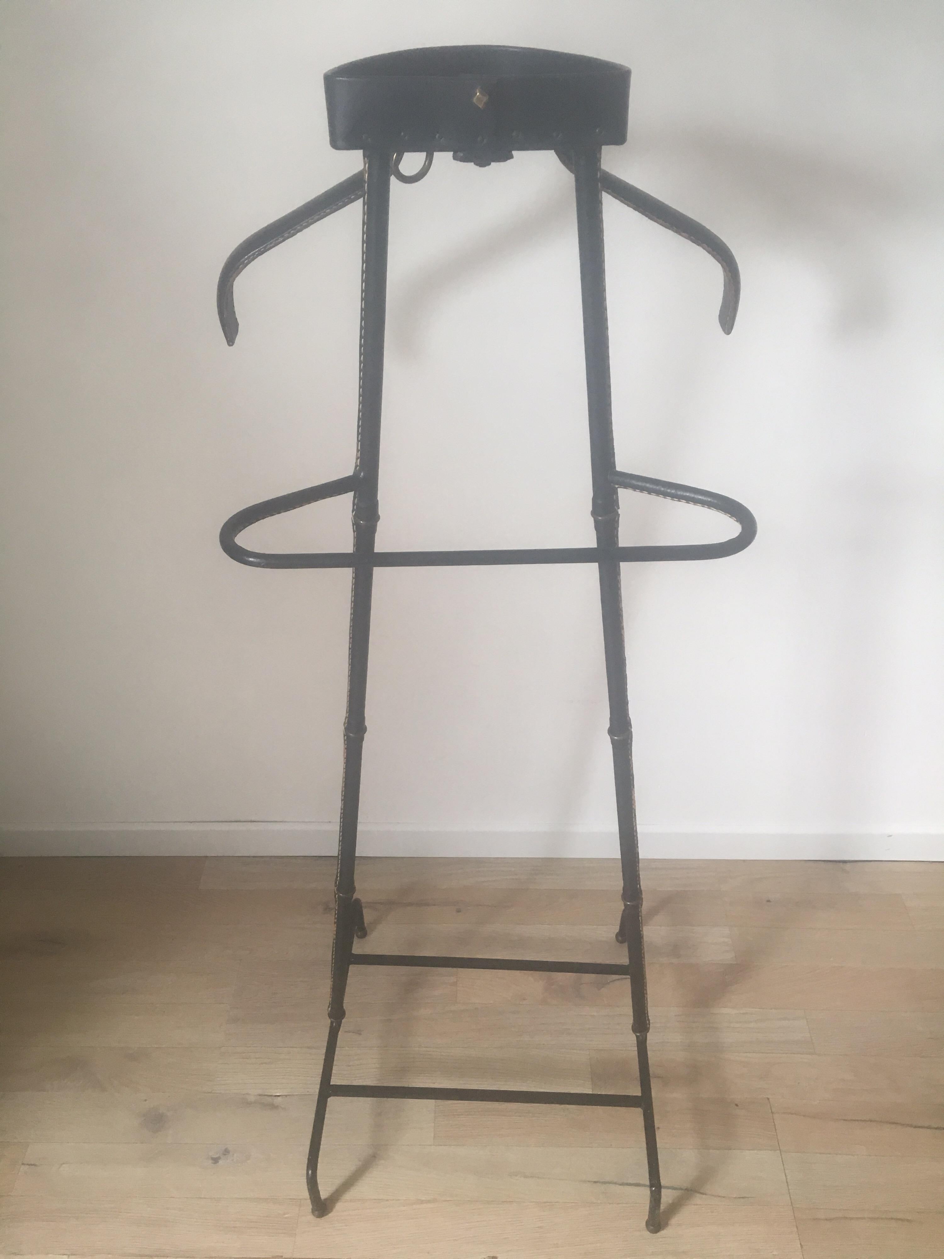Jacques Adnet Black Stitched Leather and Brass Valet, Bamboo Form, France, 1950s In Good Condition For Sale In Aix En Provence, FR