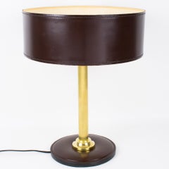 Jacques Adnet Lampe à poser en cuir marron cousu main