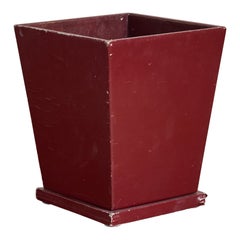 Cestino per rifiuti in pelle "Burgundy" di Jacques Adnet