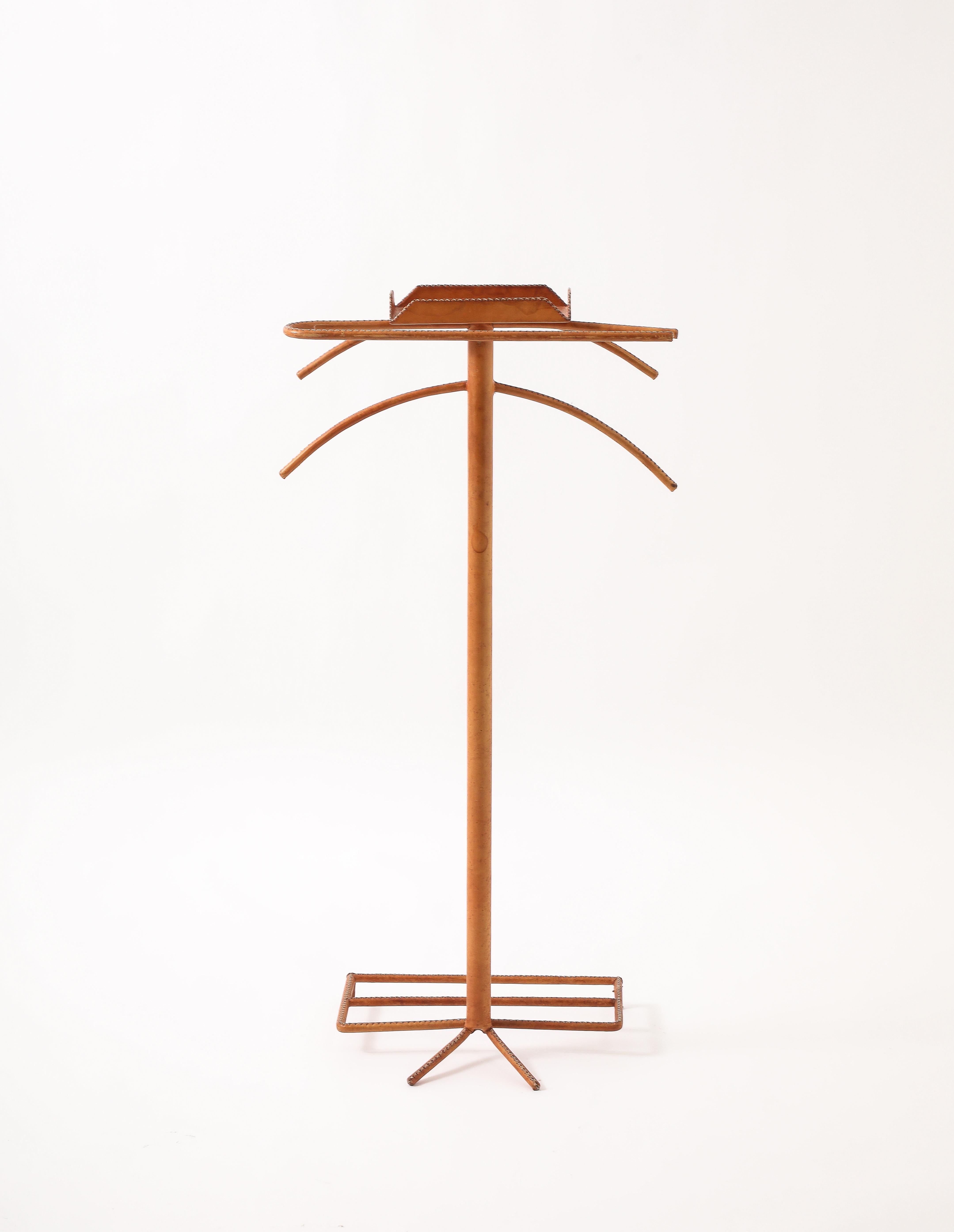 Valet de Cognac Jacques Adnet, France 1950's en vente 4